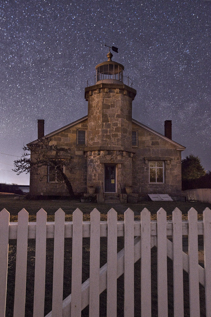 Canon EOS 5D Mark II sample photo. Stonington under the stars, stonington lighthouse, 2017 photography