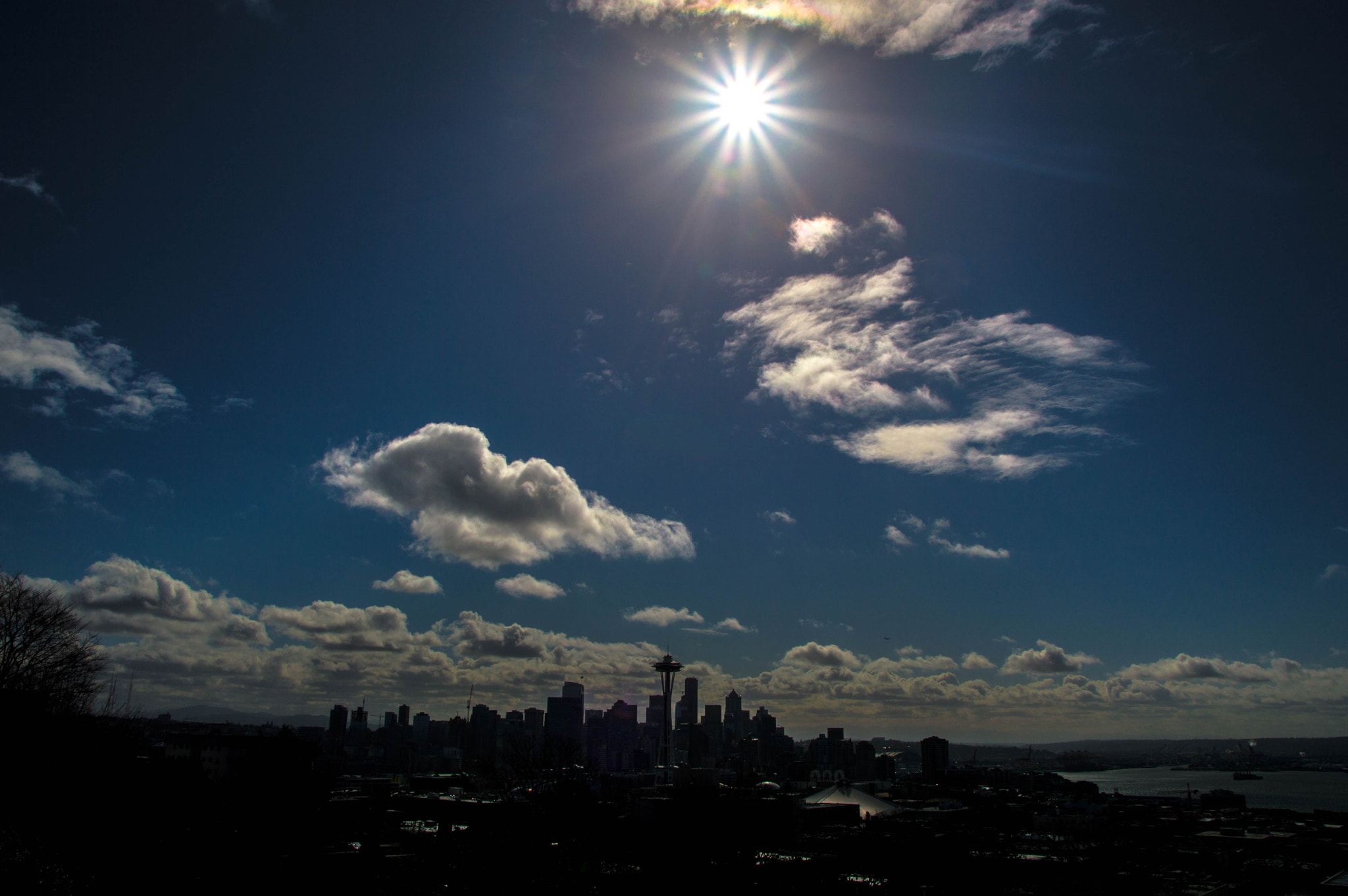 Nikon D3200 + Sigma 17-50mm F2.8 EX DC OS HSM sample photo. Seattle at day photography