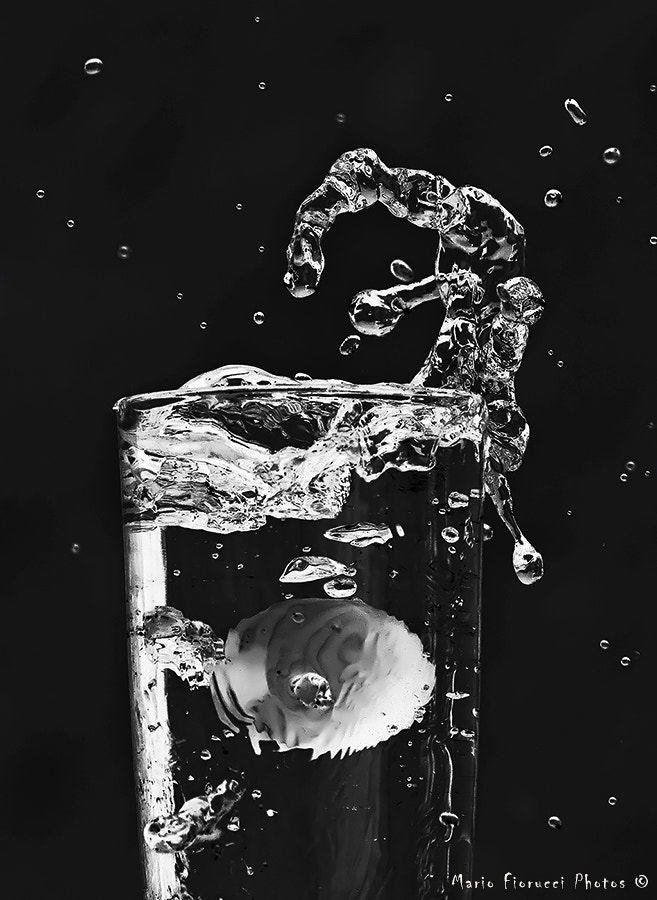 Canon EOS 40D sample photo. Ball, glass and water photography