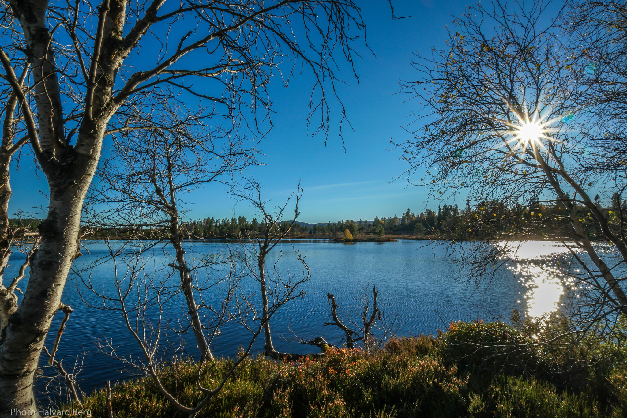 Samsung NX1 + Samsung NX 12-24mm F4-5.6 ED sample photo. Mountain lake photography