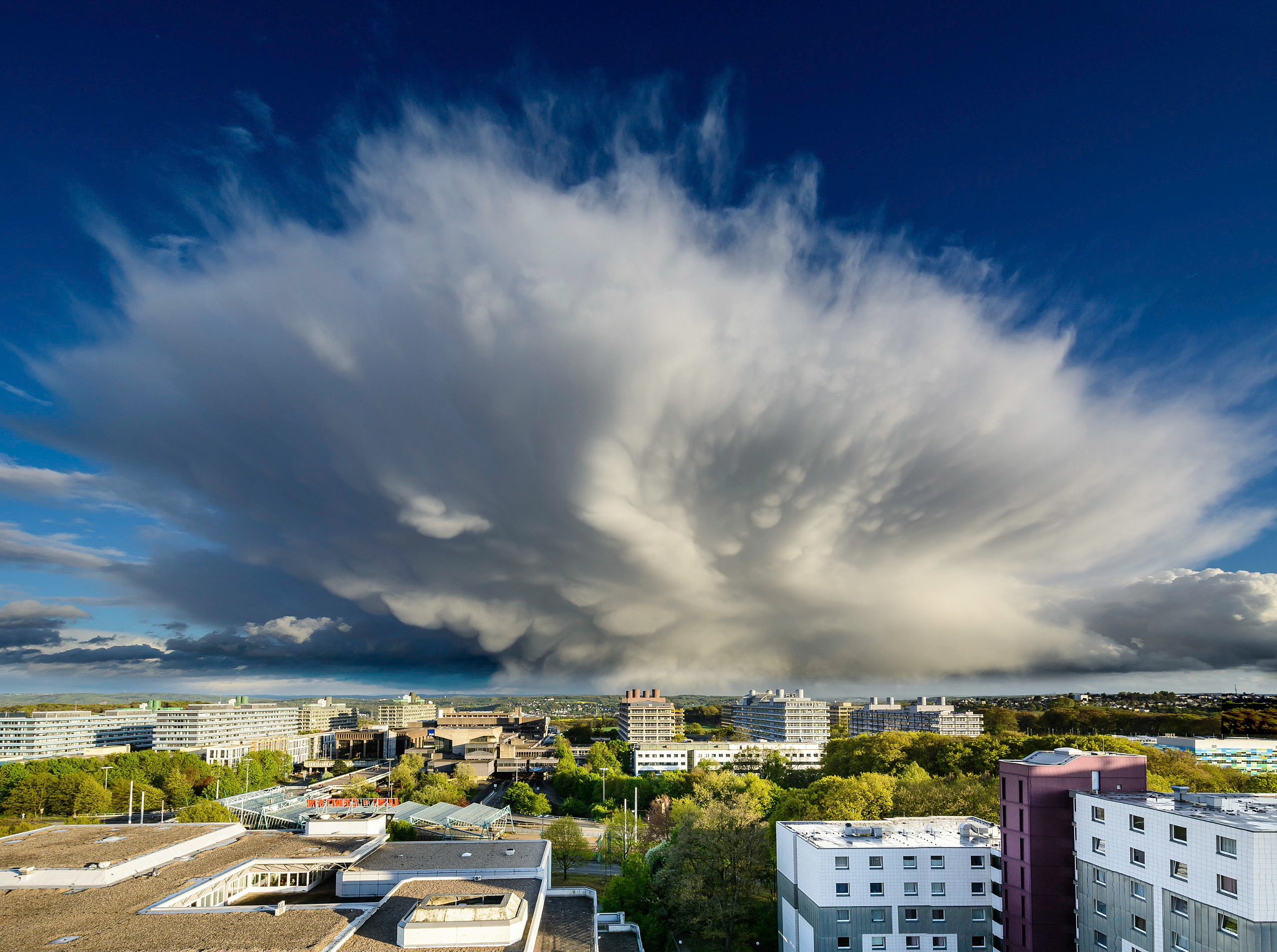 Nikon D7100 sample photo. Monster cloud photography