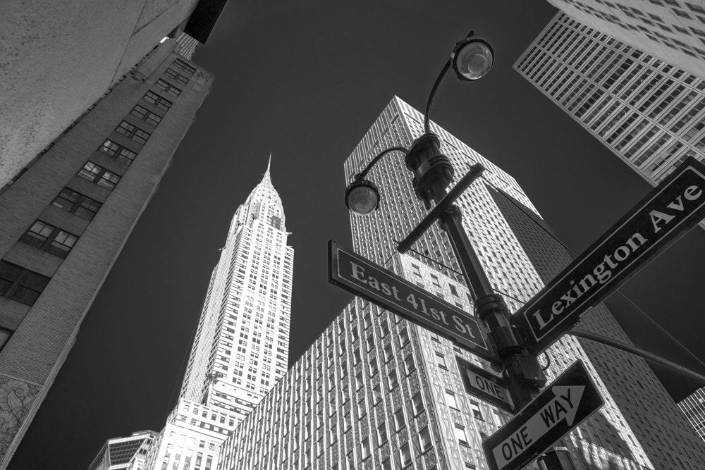 Sony a6300 + Sony Vario-Tessar T* E 16-70mm F4 ZA OSS sample photo. E st and lexington photography
