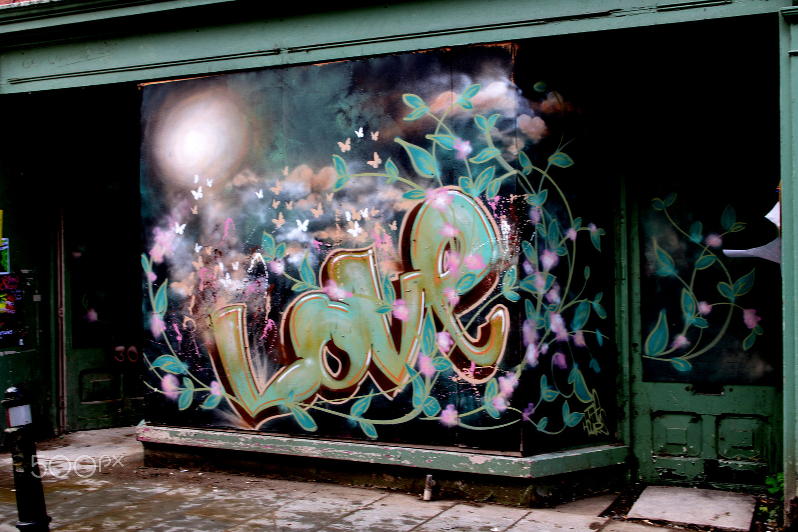 Nikon D3300 sample photo. Graffiti in brecon photography