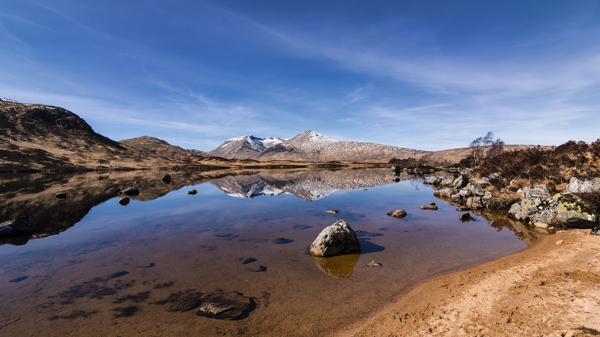 Tokina AT-X Pro 11-16mm F2.8 DX sample photo. Lochan na h-achlaise photography