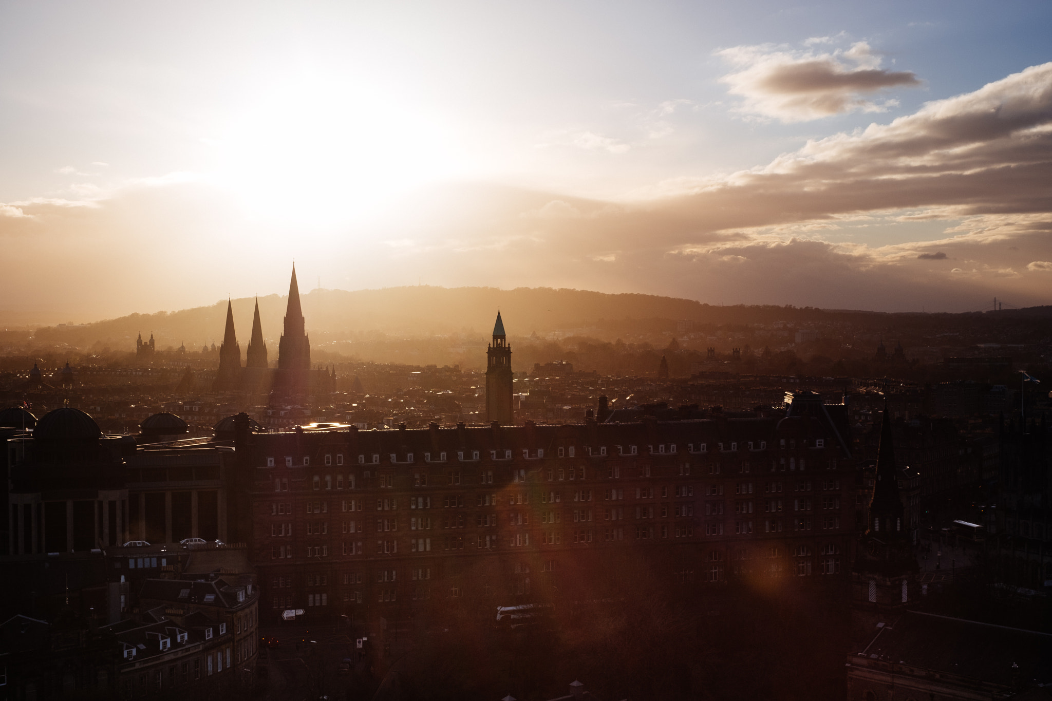 Fujifilm X-T2 sample photo. Golden hour over edinburgh photography