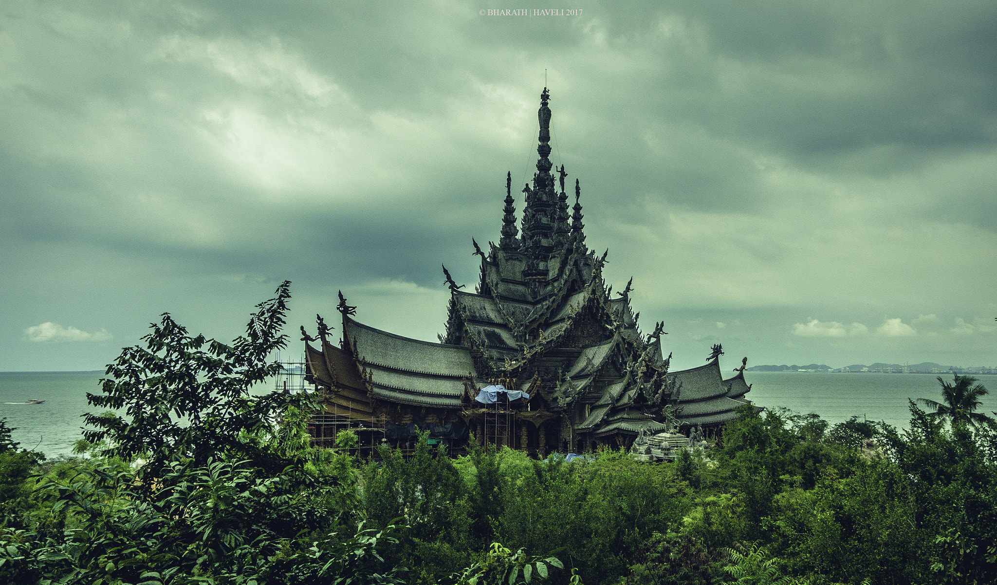 Pentax K-50 sample photo. Sanctuary of truth photography