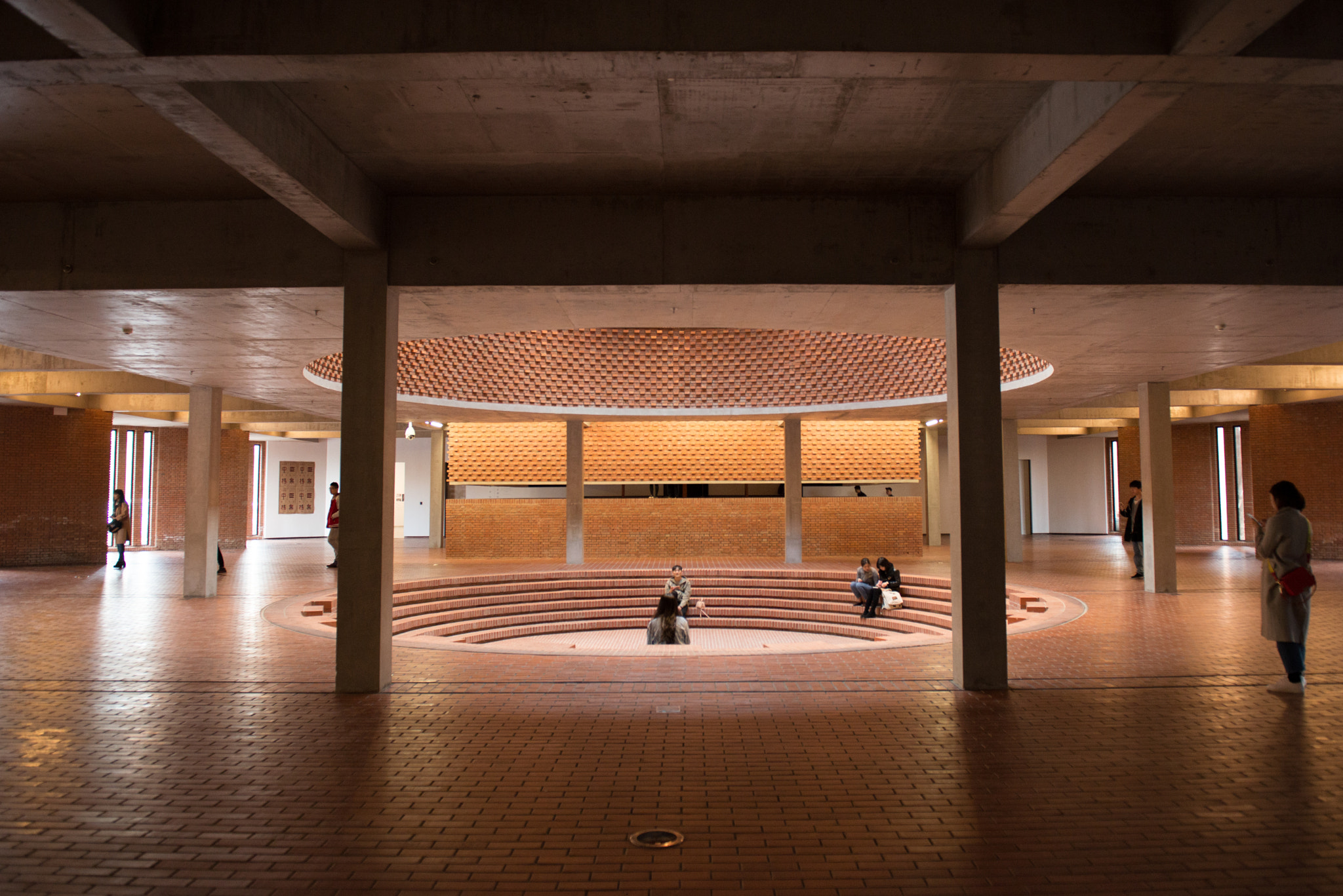 Nikon AF-S Nikkor 24-70mm F2.8G ED sample photo. Red brick art museum photography