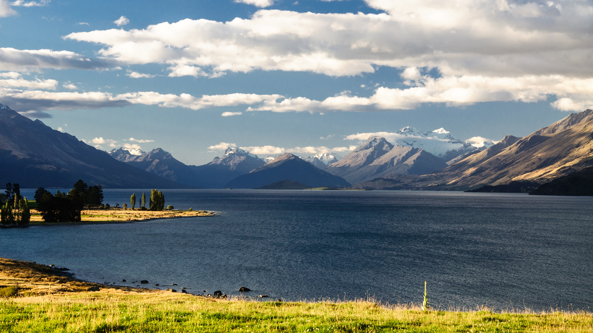 Nikon D5000 sample photo. Wakatipu lake, new zealand photography