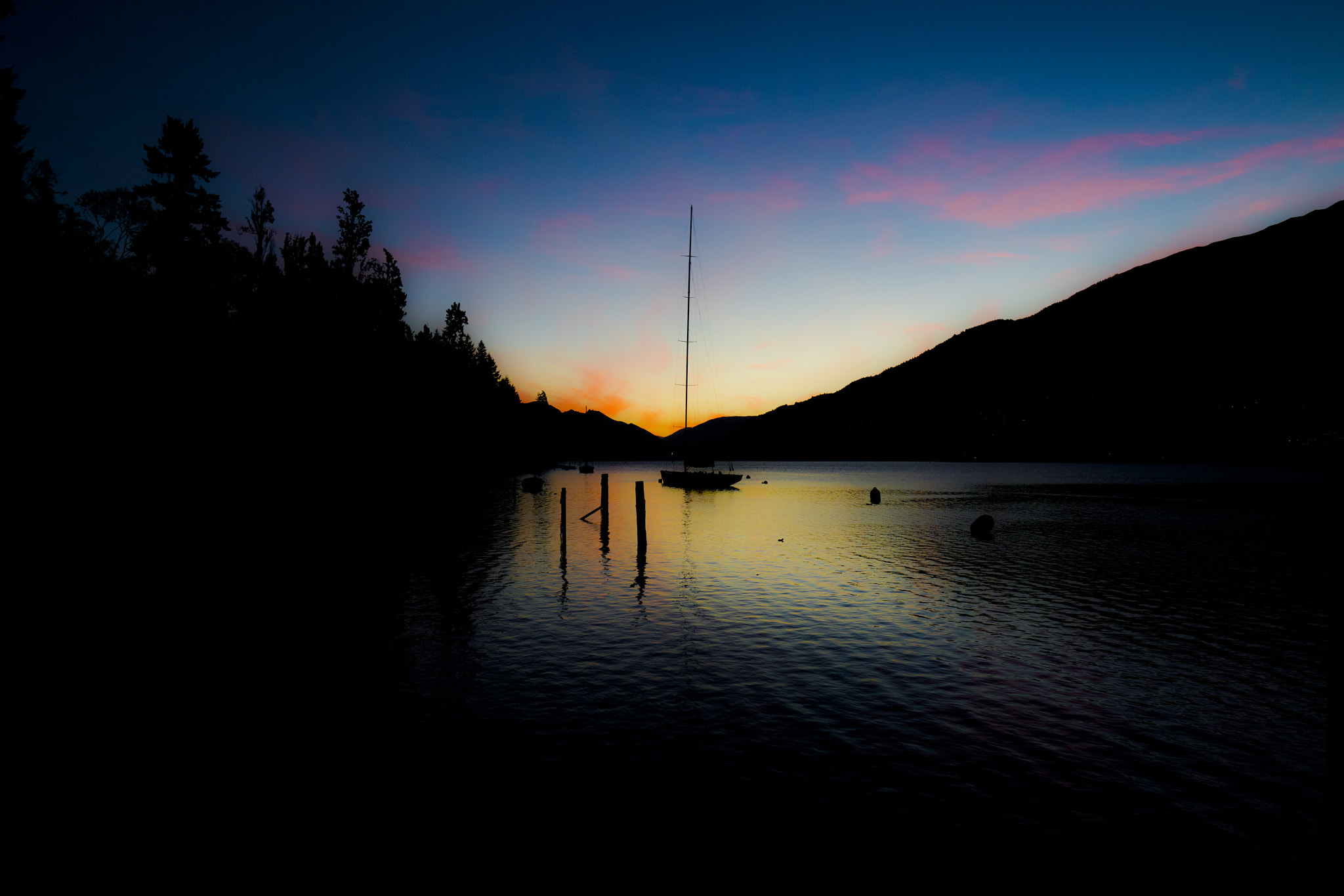 Sony a7R II + Sony Vario-Tessar T* FE 16-35mm F4 ZA OSS sample photo. Nz sunset photography