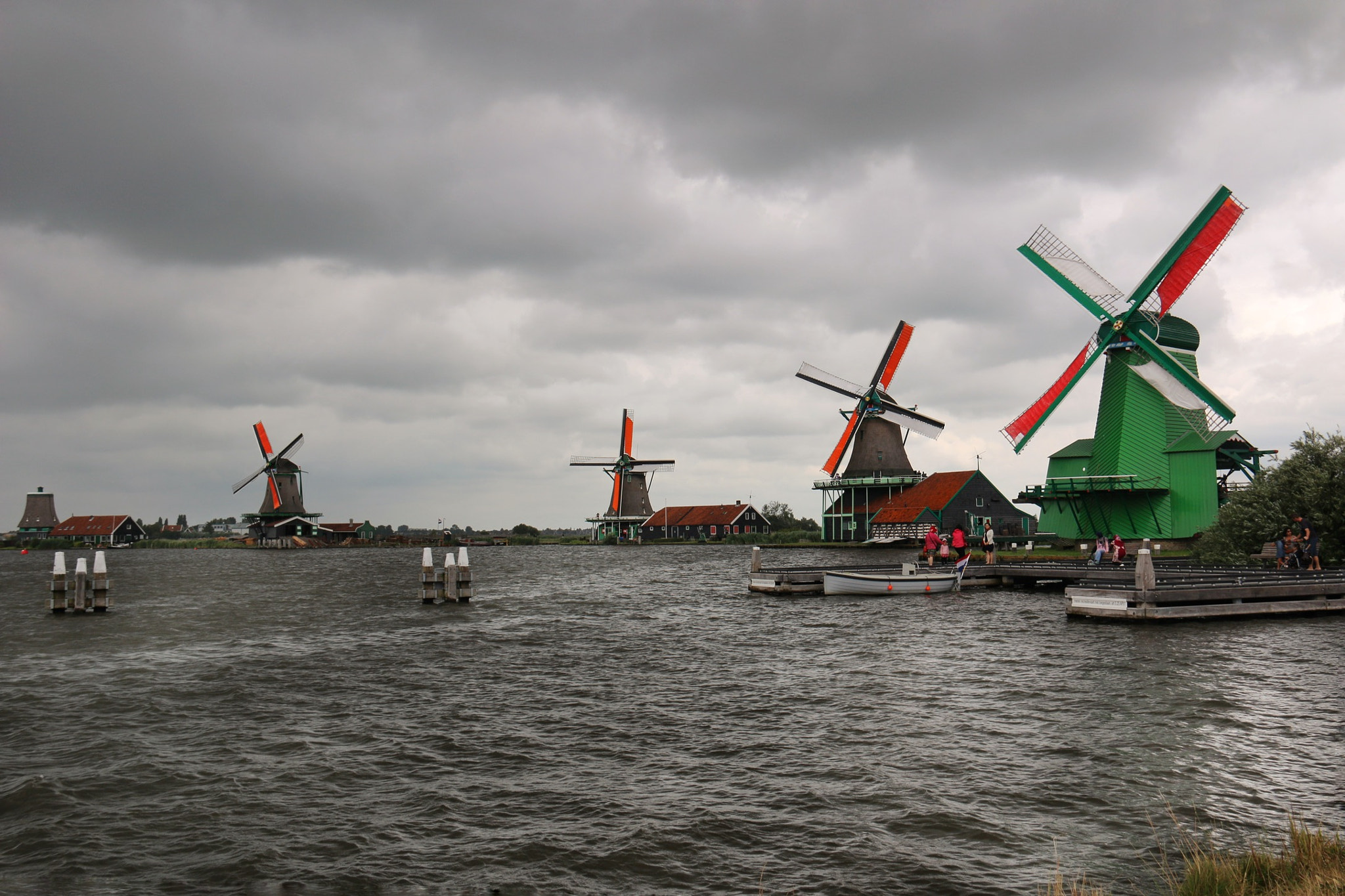 Canon EF-S 18-200mm F3.5-5.6 IS sample photo. Zaandam, netherlands - outdoor windmill museum photography