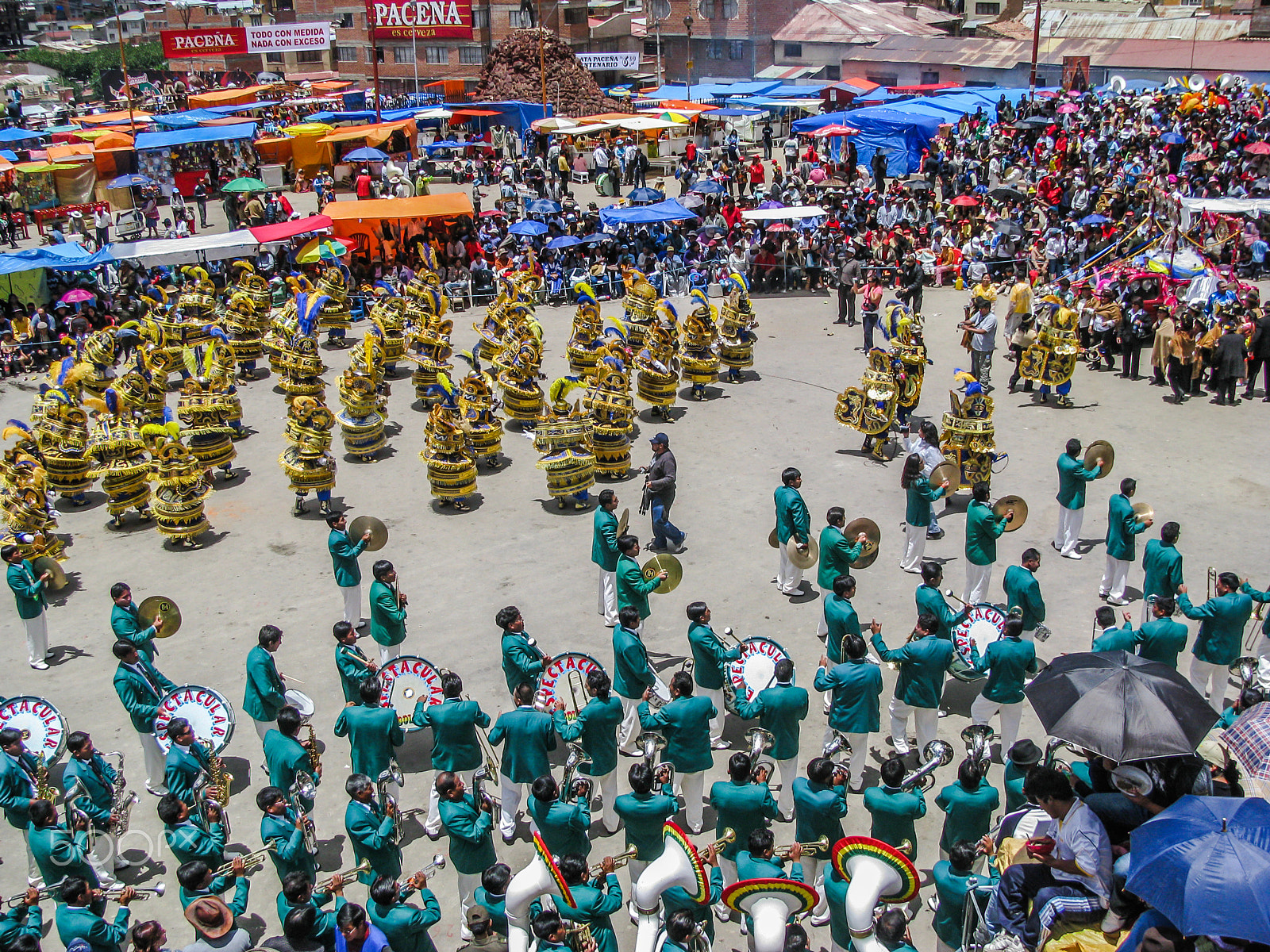 Canon POWERSHOT SX100 IS sample photo. Oruro - bolivia - february 21, 2009: oruro carnival in bolivia, declared unesco cultural world... photography