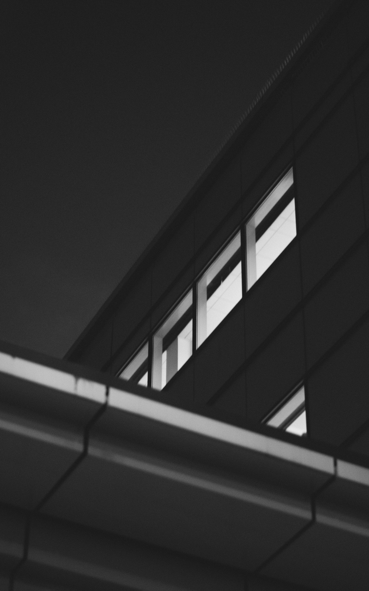 Nikon D7000 + Nikon AF-S Nikkor 50mm F1.8G sample photo. Windows photography