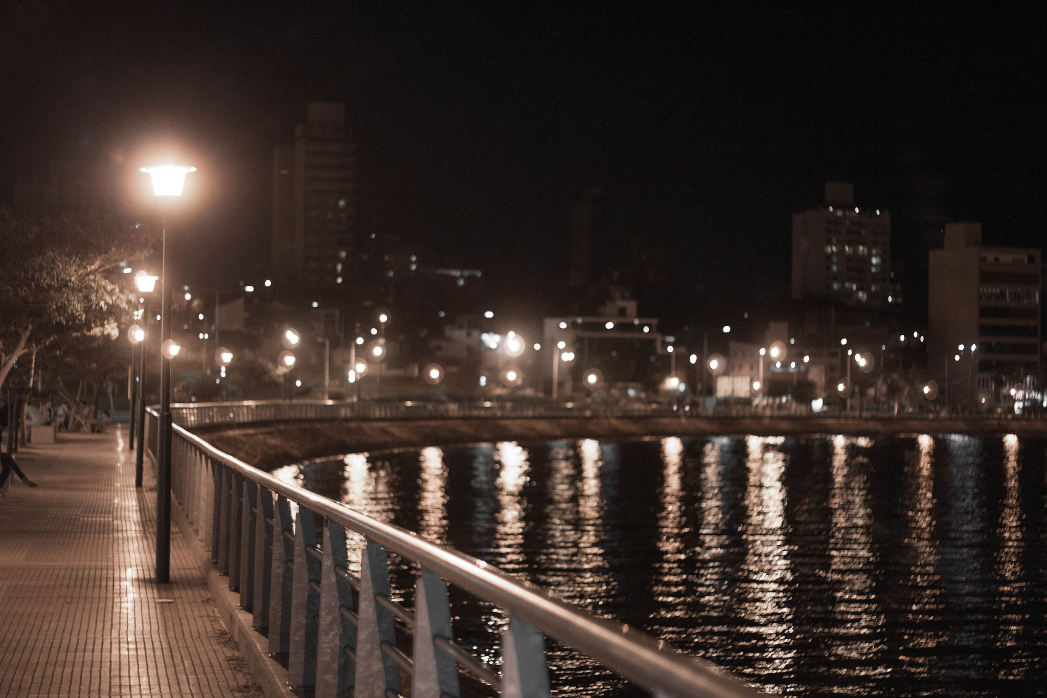 Canon EF 50mm F1.8 II sample photo. Cold evening in the river photography