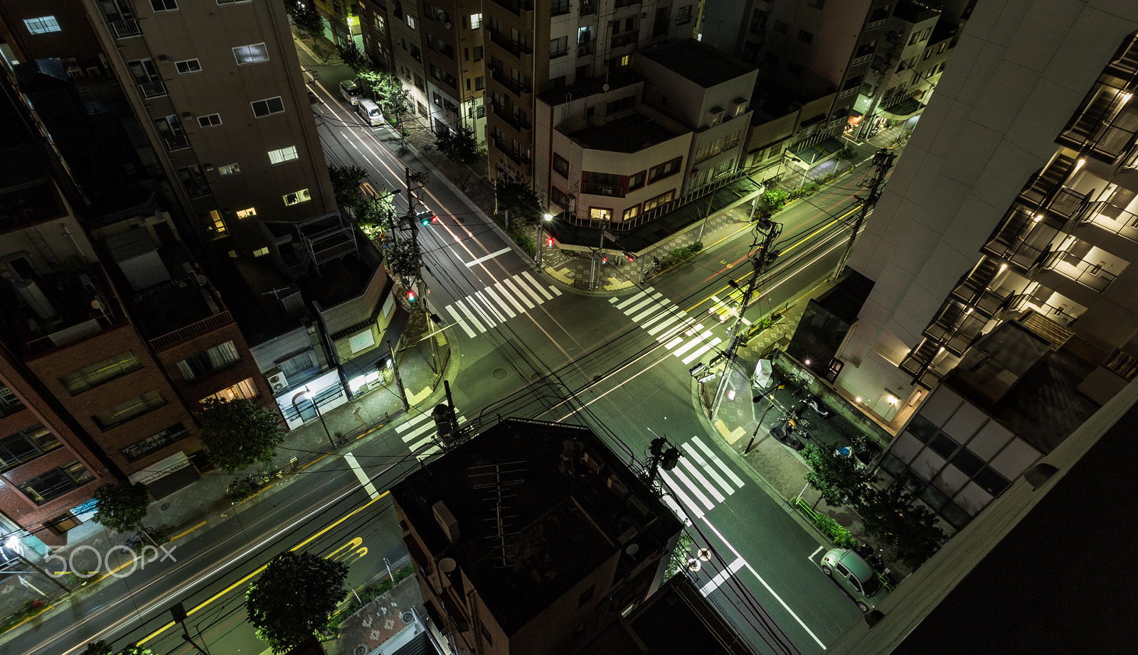 Sigma 10-20mm F3.5 EX DC HSM sample photo. Night cross photography