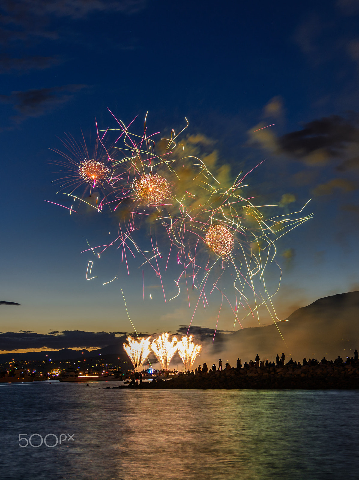 Nikon D7100 sample photo. Salute, beautiful fireworks photography