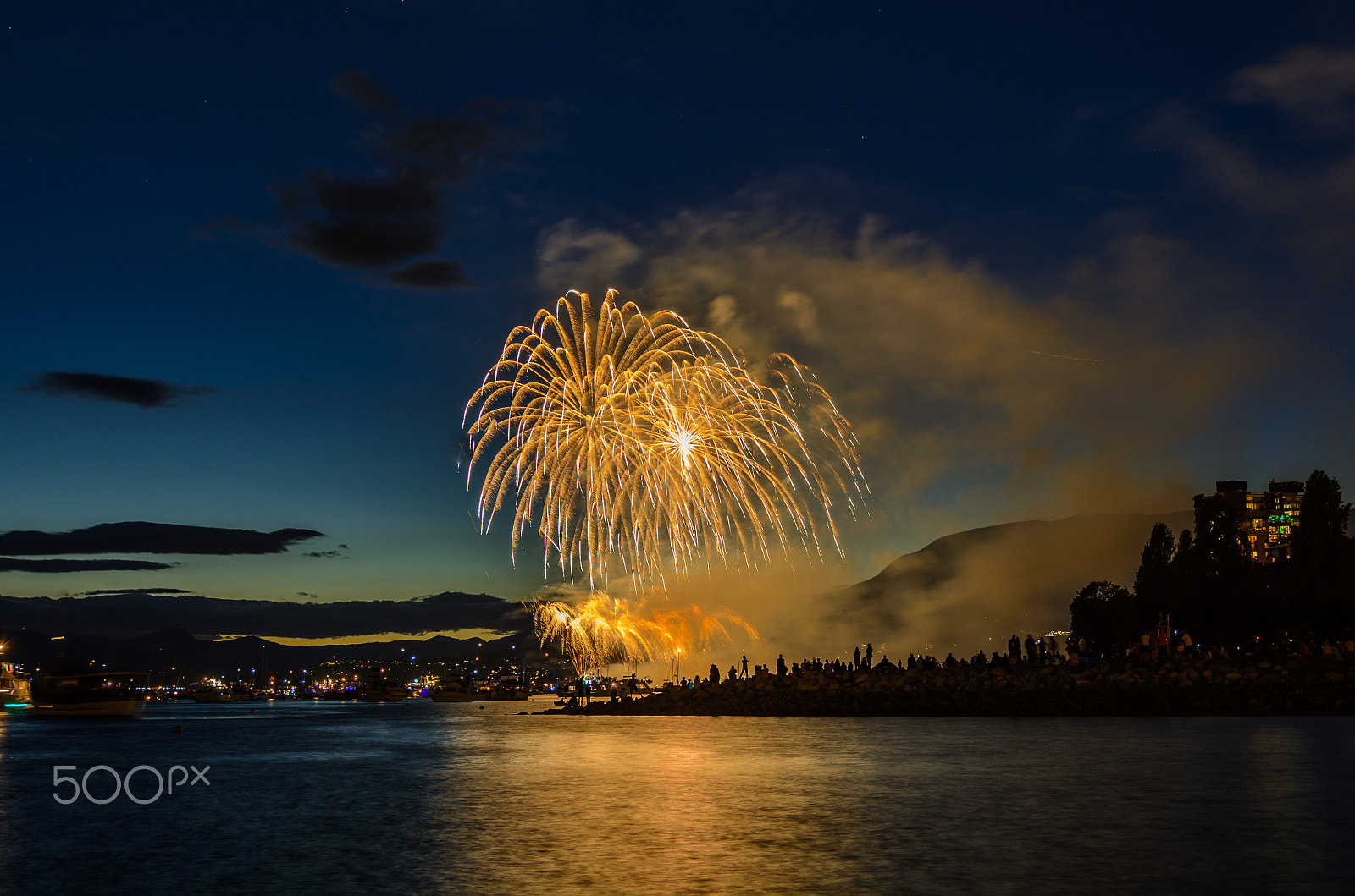 Nikon D7100 sample photo. Salute, beautiful fireworks photography