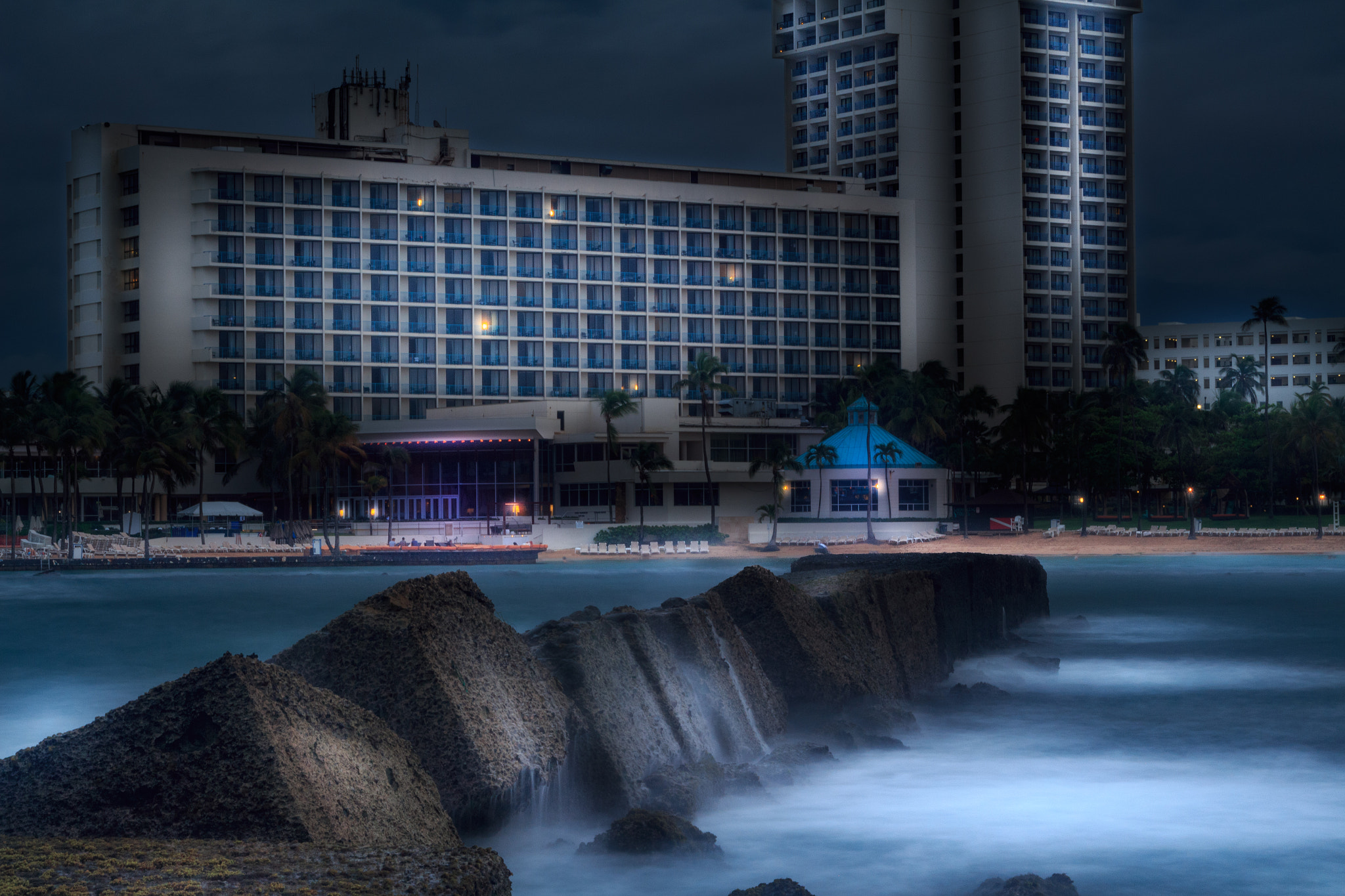 Canon EOS 650D (EOS Rebel T4i / EOS Kiss X6i) sample photo. Caribe hilton photography