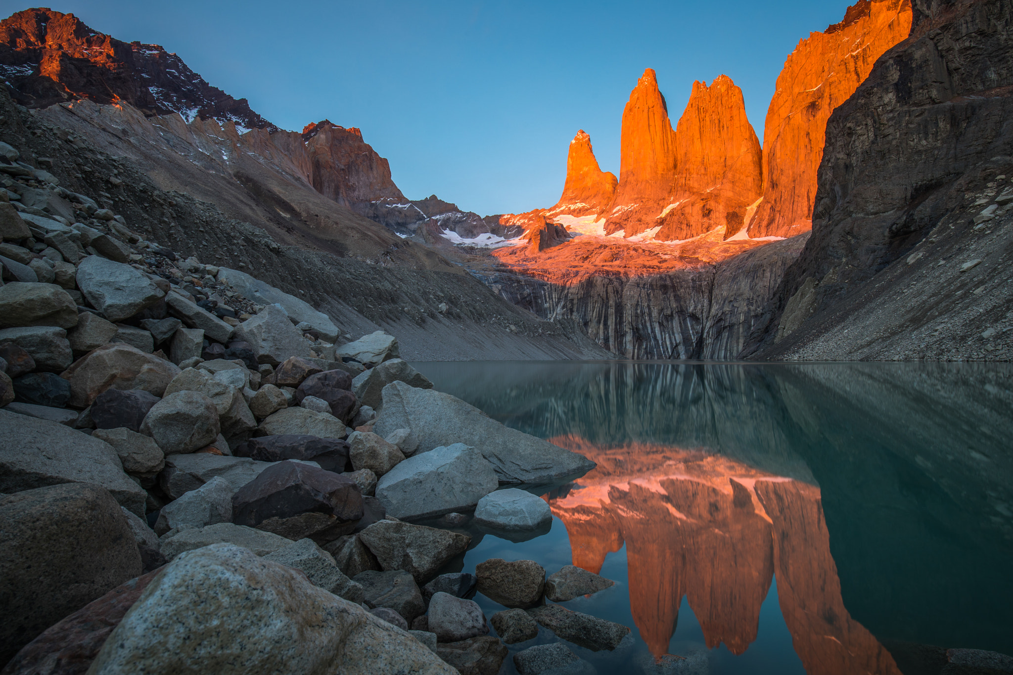 Canon EF 16-35mm F4L IS USM sample photo. Towers during sunrise photography