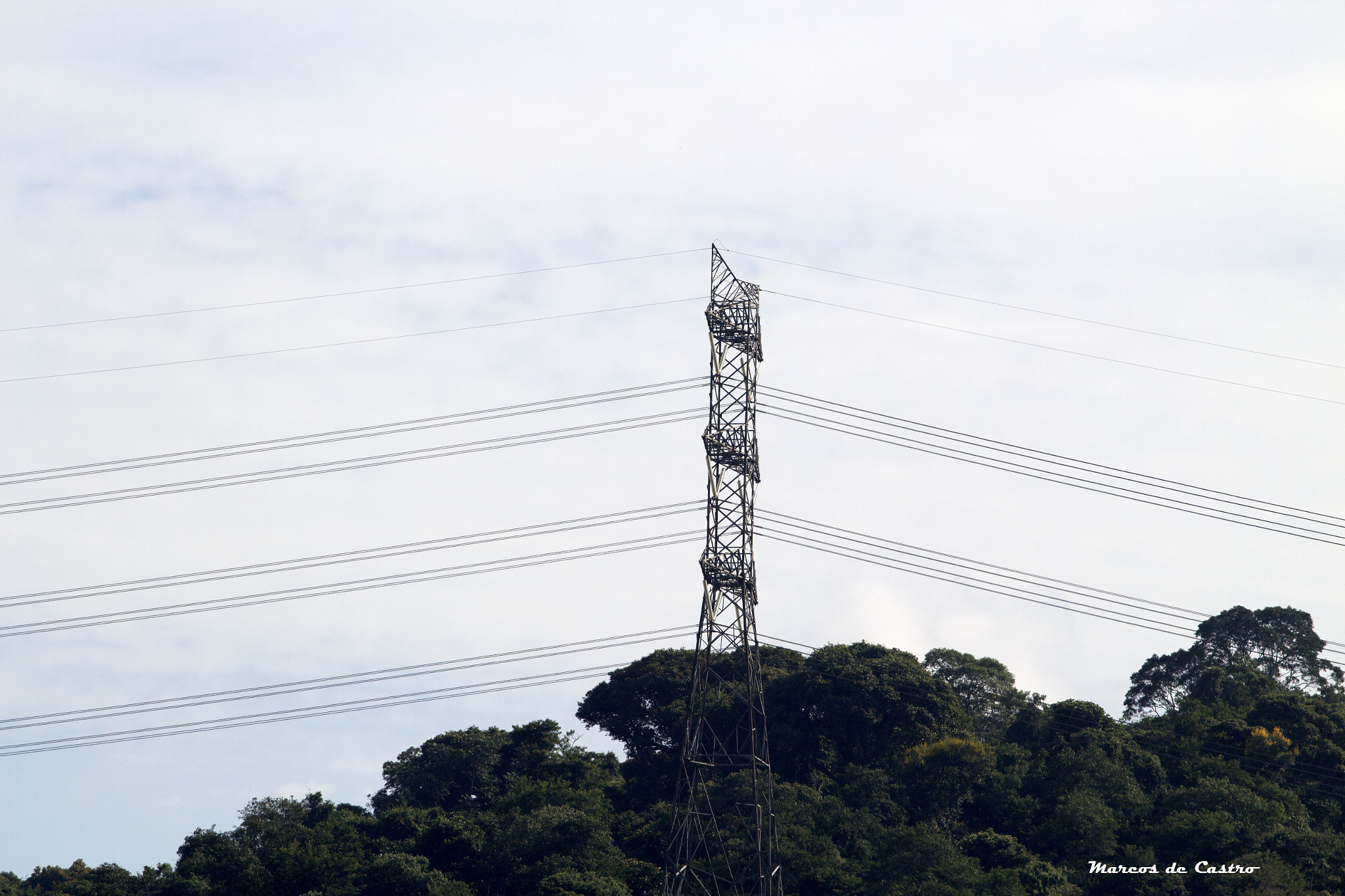 Canon EOS 700D (EOS Rebel T5i / EOS Kiss X7i) sample photo. Electric tower photography