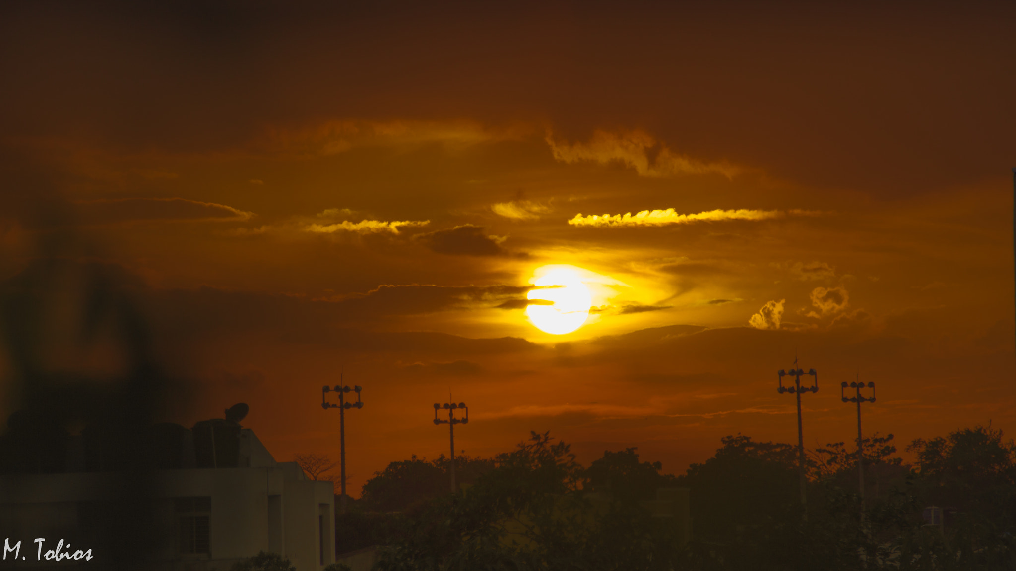 Sigma 18-250mm F3.5-6.3 DC OS HSM sample photo. Cae la tarde photography