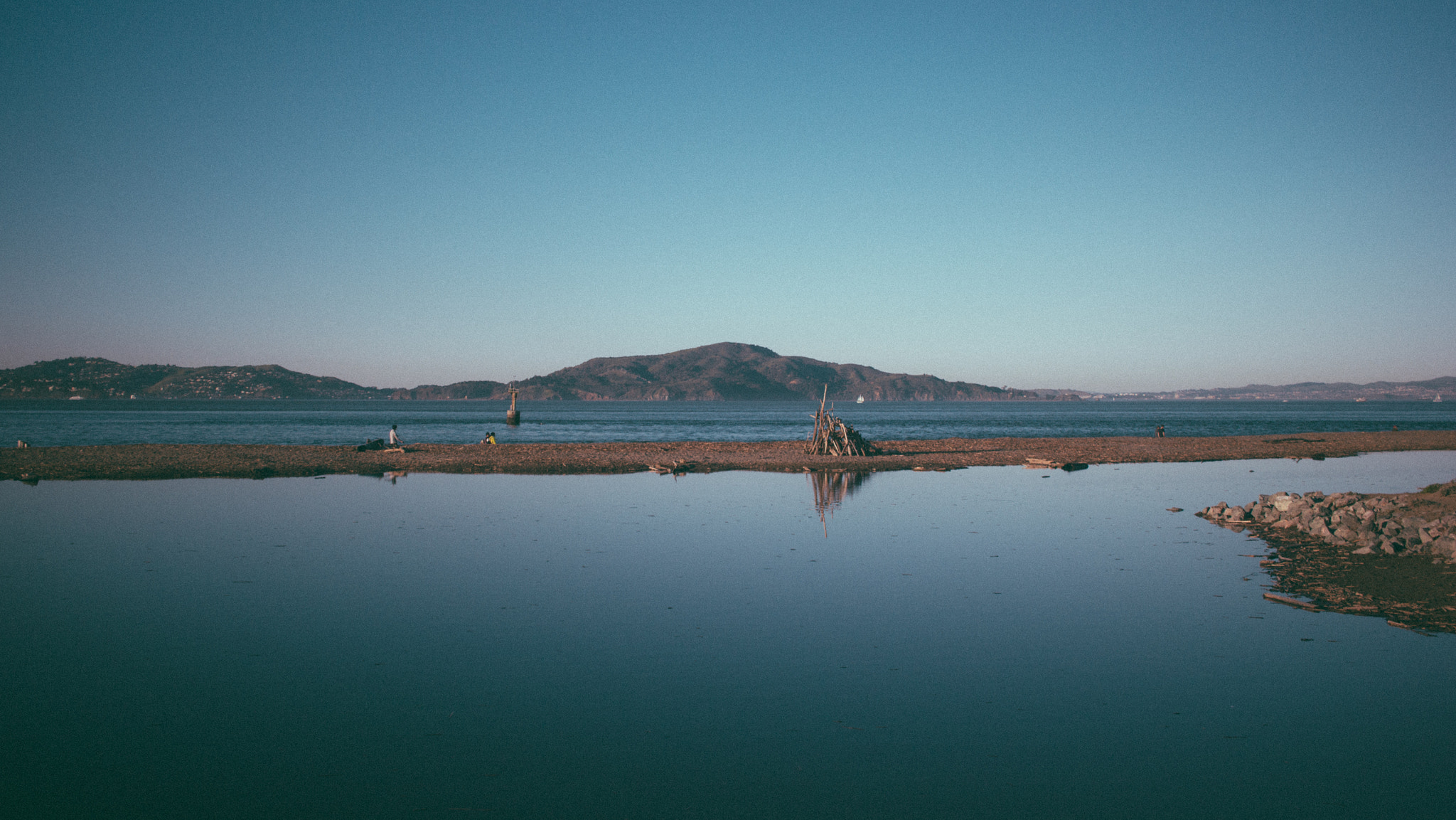 Canon EF-S 24mm F2.8 STM sample photo. Water body photography