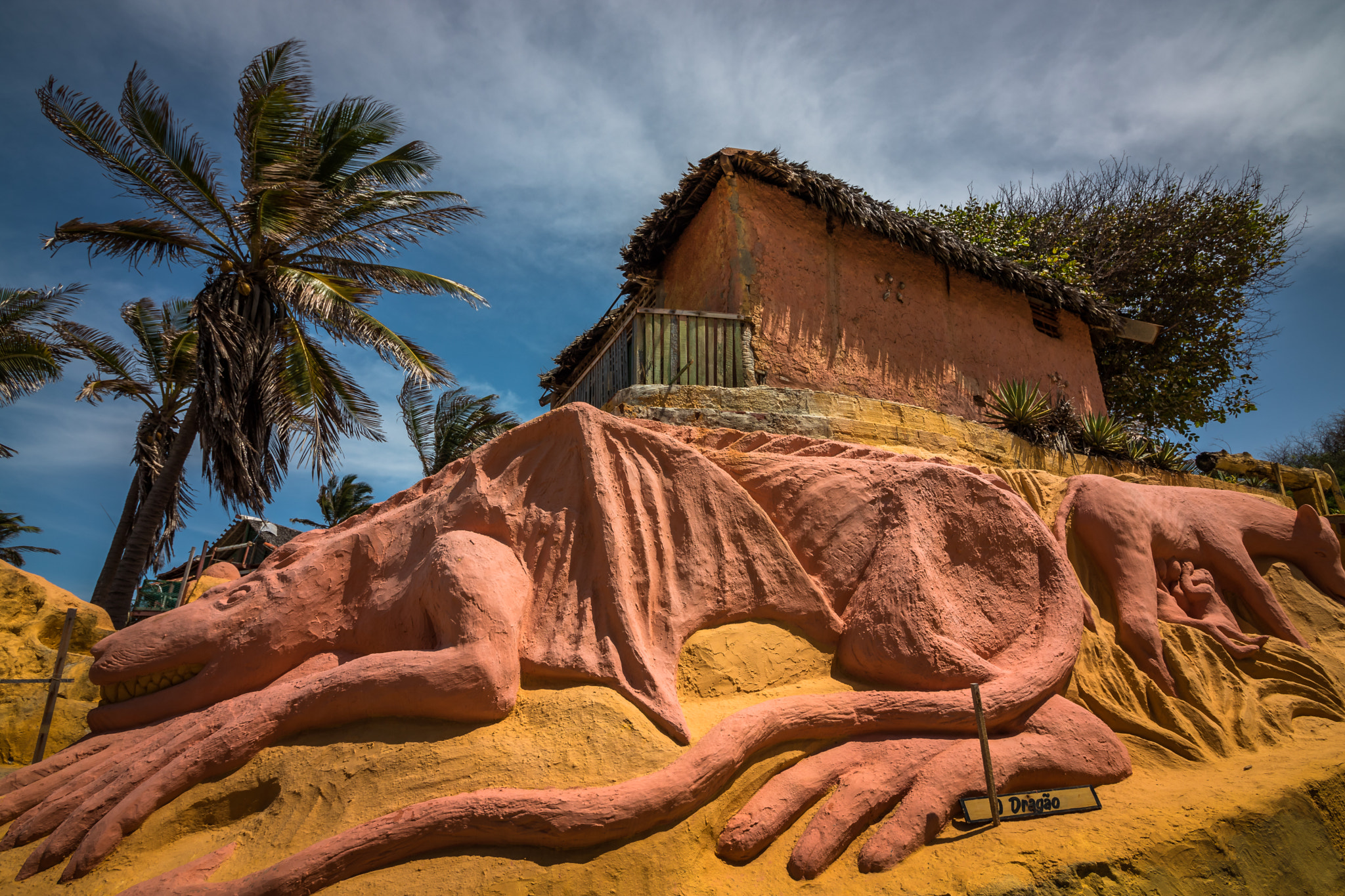 Canon EOS 760D (EOS Rebel T6s / EOS 8000D) sample photo. The carved dragon photography