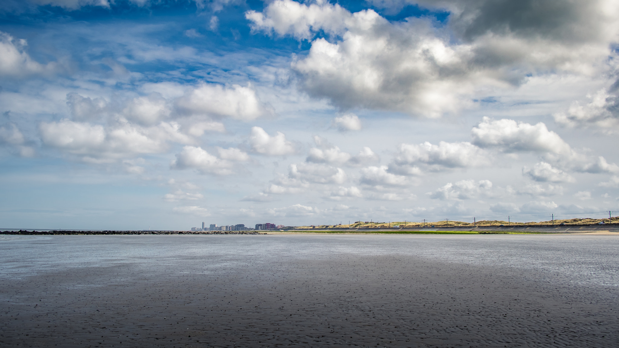 Canon EF-M 22mm F2 STM sample photo. Clouds & beach photography