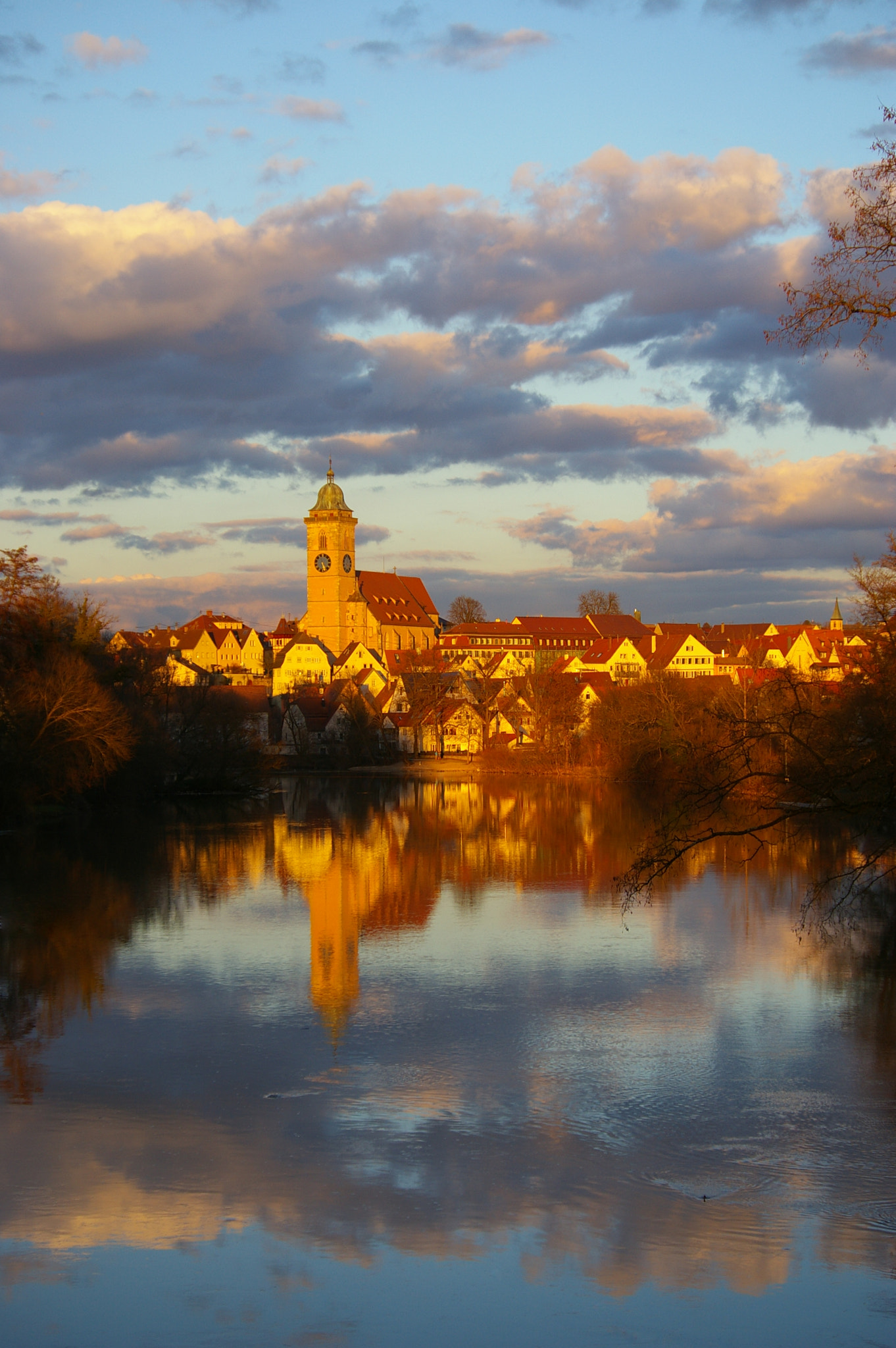 Pentax K100D Super sample photo. Warm evening light - nürtingen photography