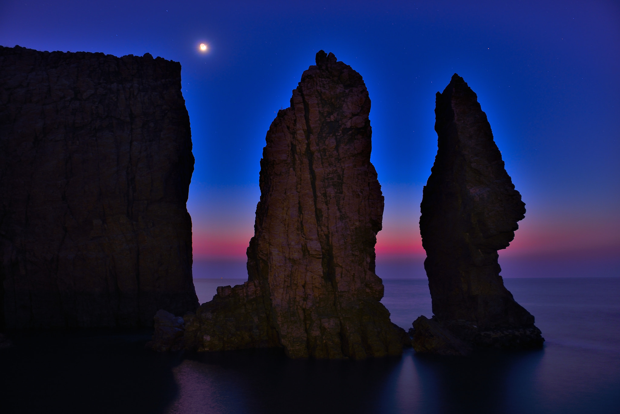 Nikon AF-S Nikkor 24-70mm F2.8G ED sample photo. Landscape photography