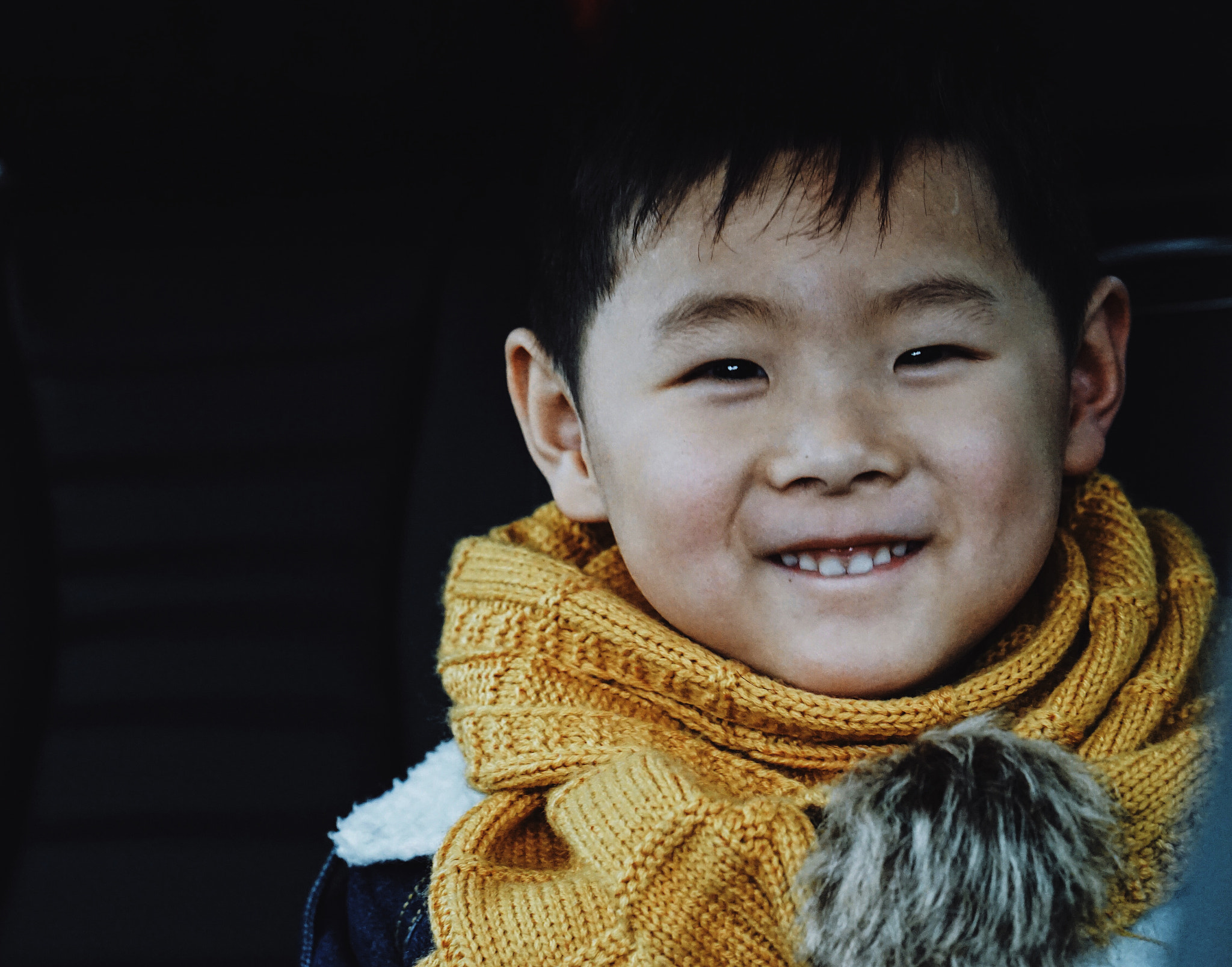 Sony a7 II + ZEISS Batis 85mm F1.8 sample photo. A boy photography