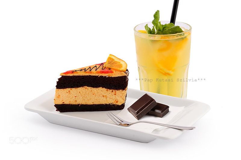 Canon EOS 60D + Canon EF-S 55-250mm F4-5.6 IS sample photo. Orange chocolate cake and lemonade photography