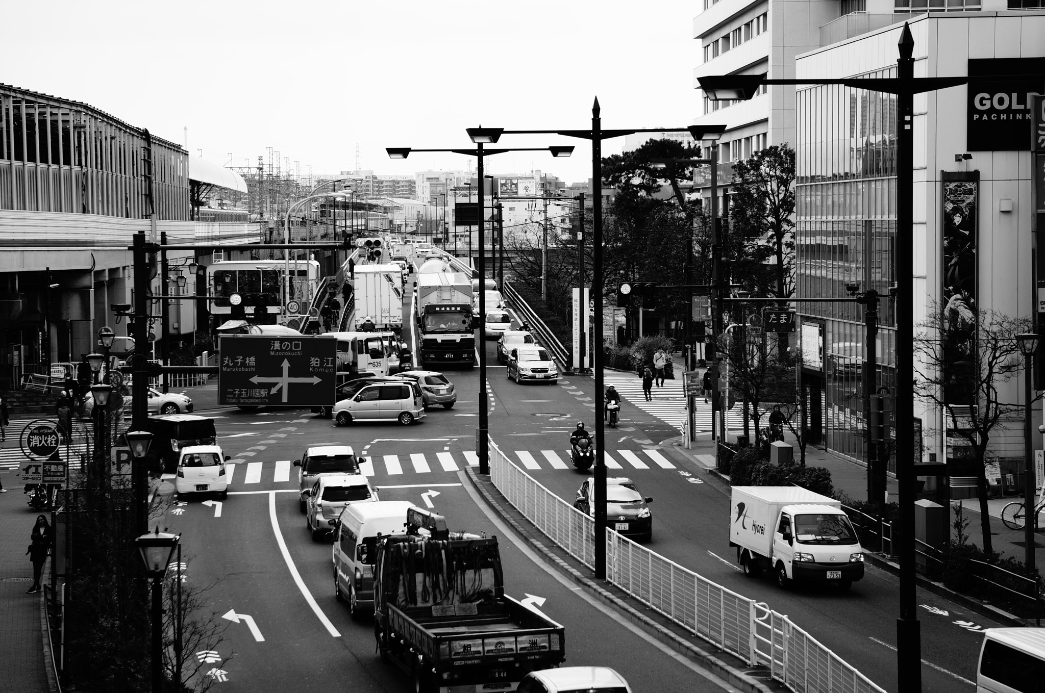 Sony FE 24-240mm F3.5-6.3 OSS sample photo. Just another ordinary day photography