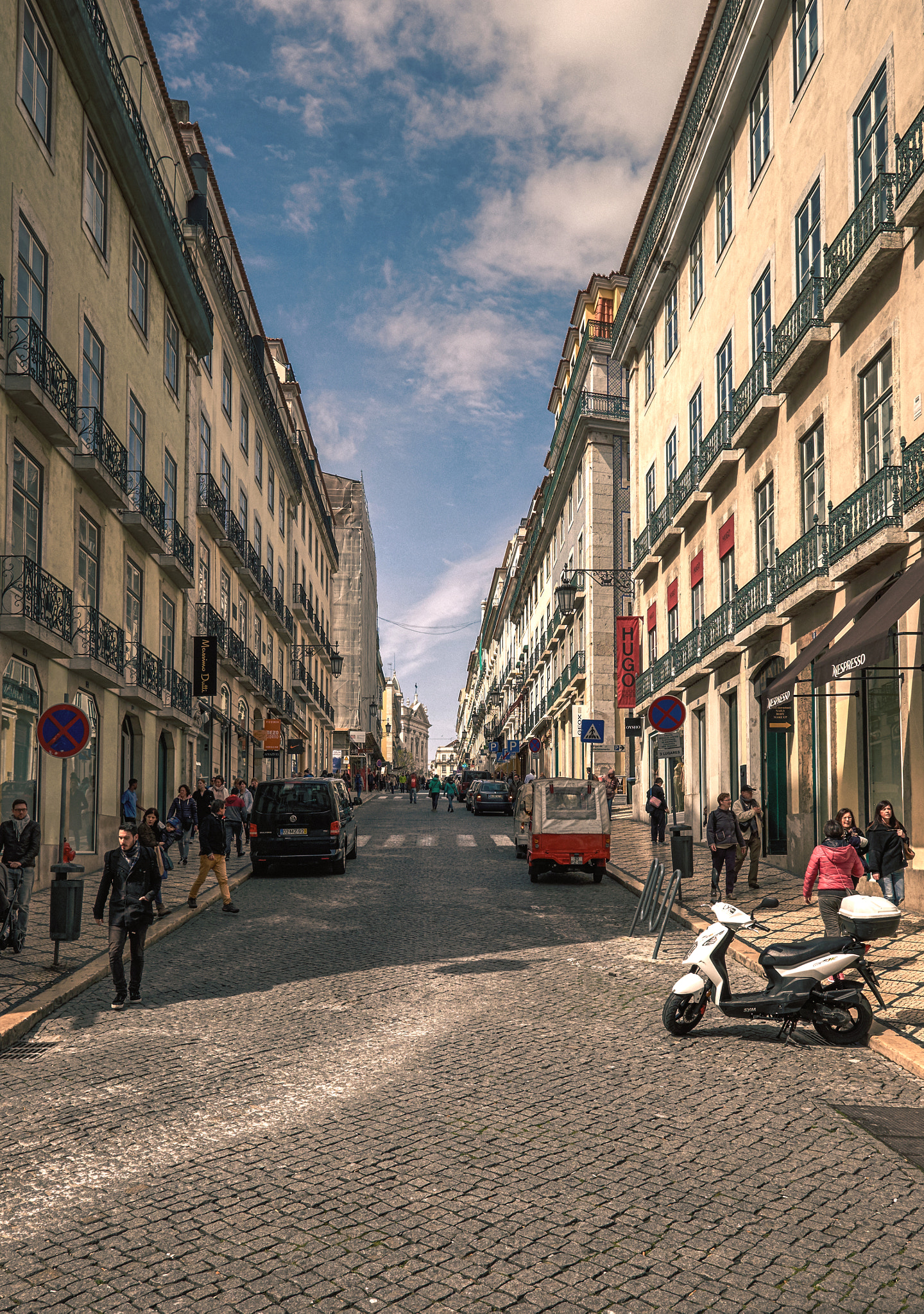 Fujifilm XF 10-24mm F4 R OIS sample photo. Lisbon photography