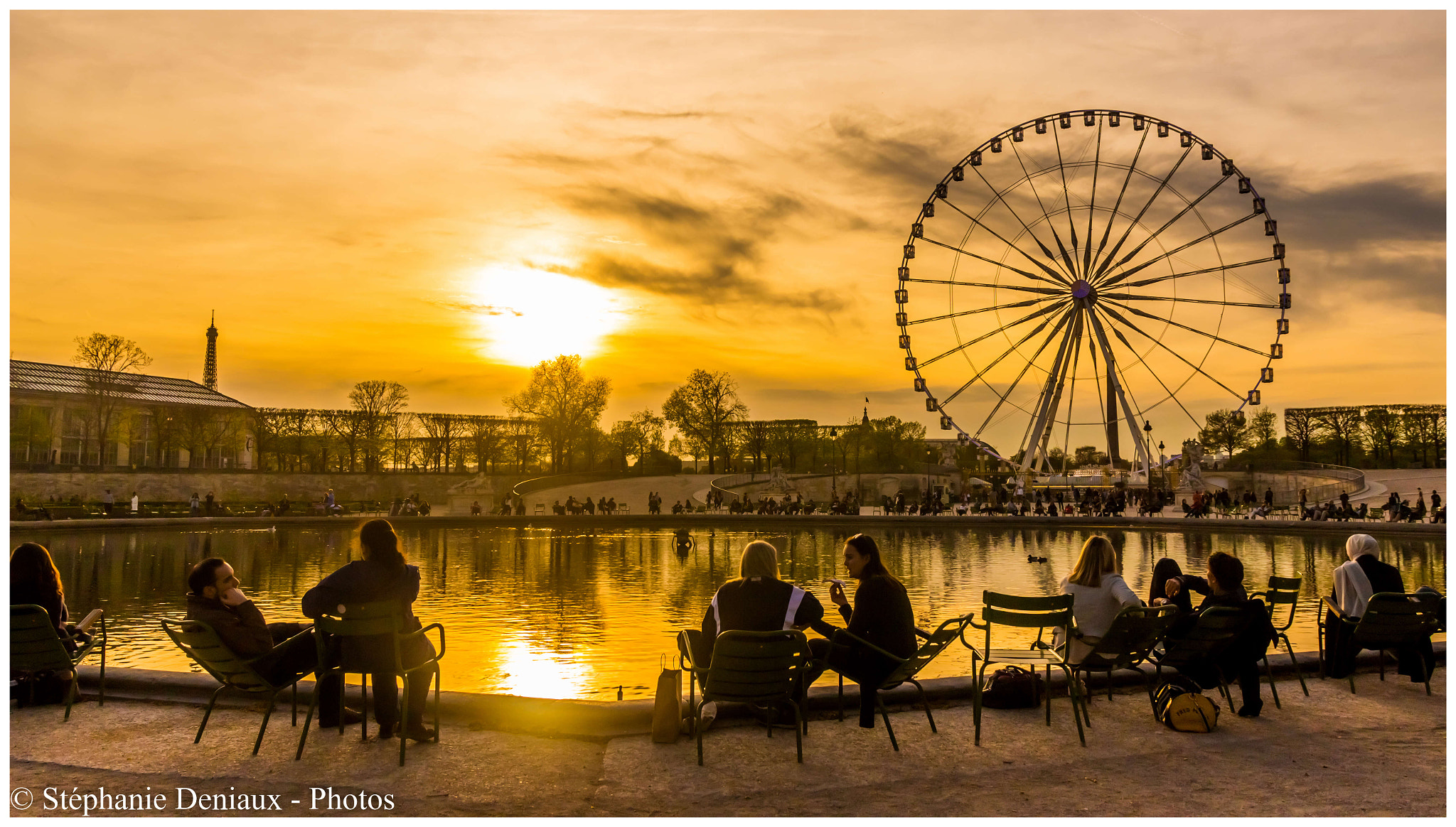 Canon EOS 100D (EOS Rebel SL1 / EOS Kiss X7) sample photo. Coucher de soleil sur le bassin des tuileries photography