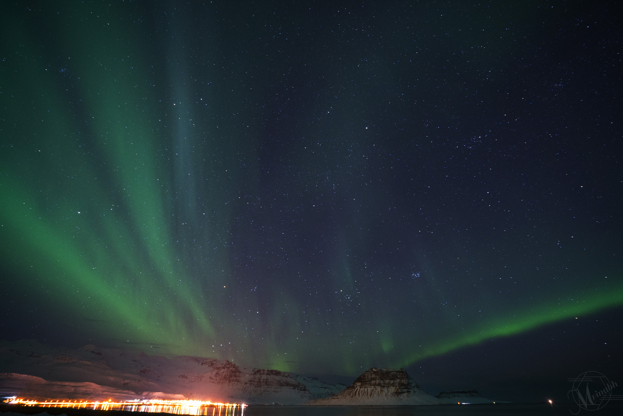 Sony a7R II + Sony Vario-Tessar T* FE 16-35mm F4 ZA OSS sample photo. Lights from various sources photography