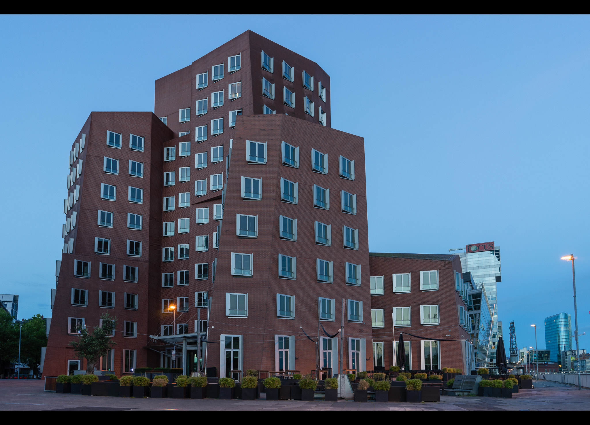 Sony a7 sample photo. Düsseldorf medienhafen photography