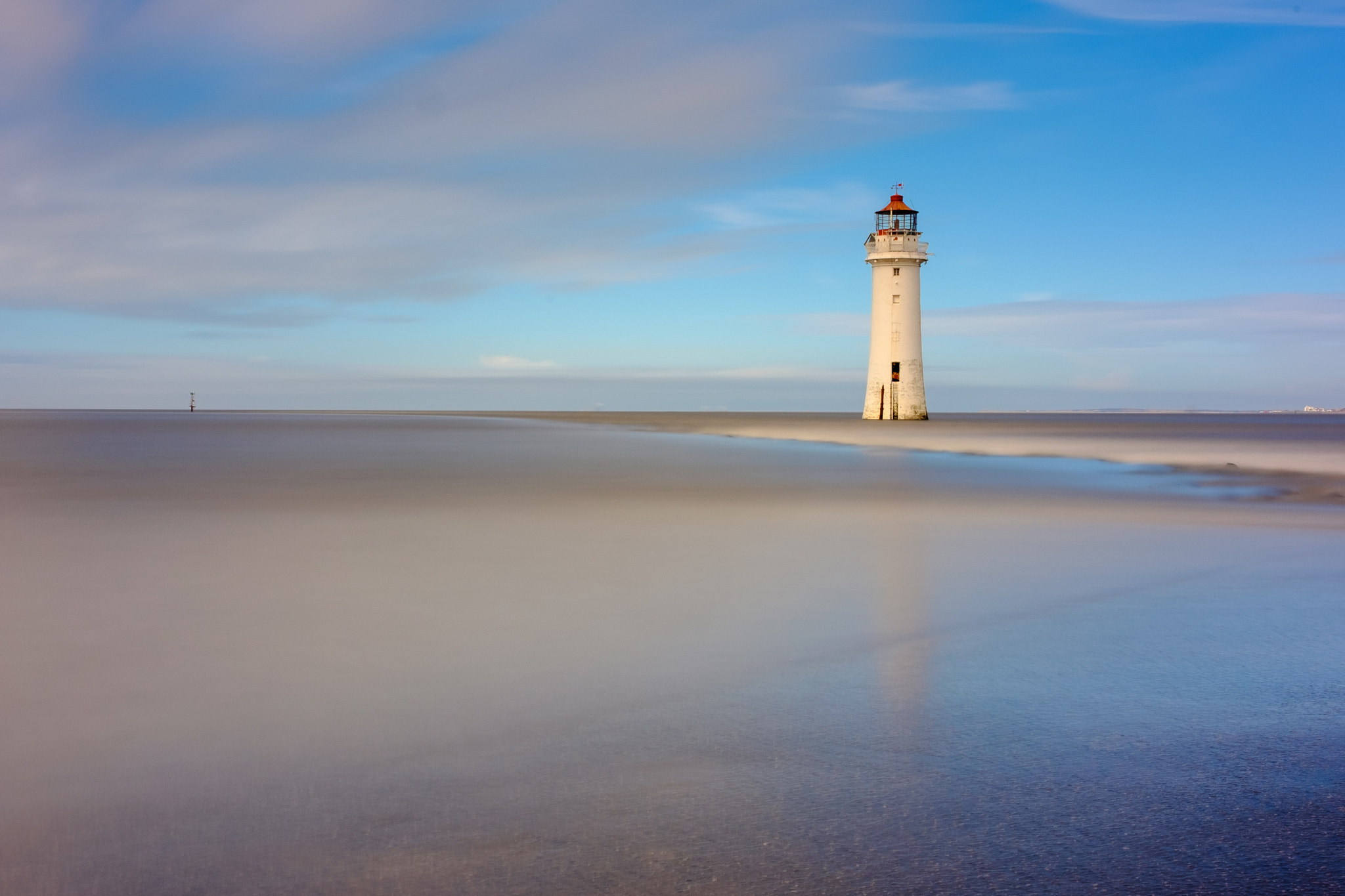 Fujifilm X-T2 + Fujifilm XF 23mm F1.4 R sample photo. Perch rock lighthouse photography