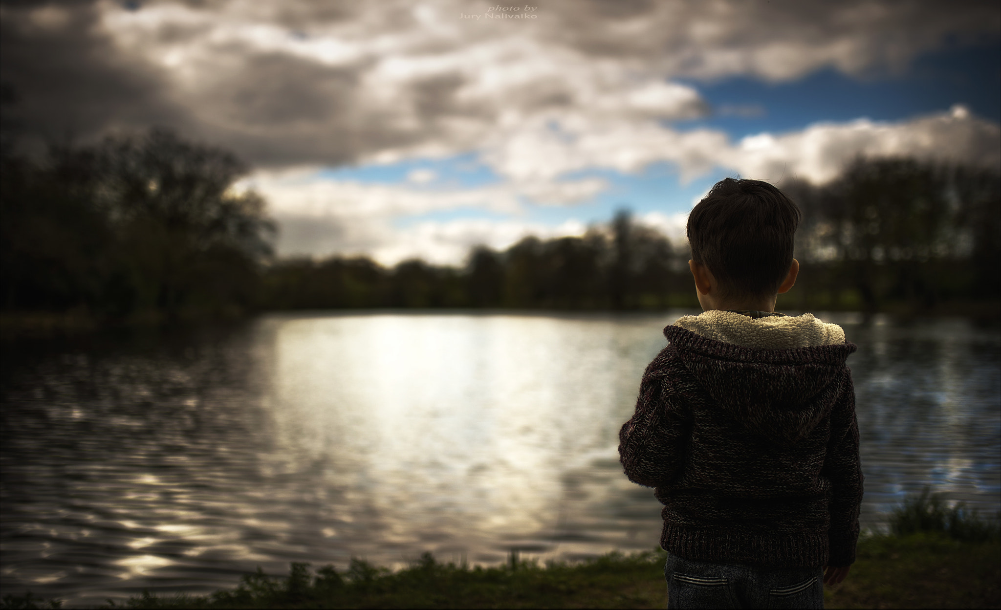Nikon D700 + Sigma 35mm F1.4 DG HSM Art sample photo. Watch the silence.. photography