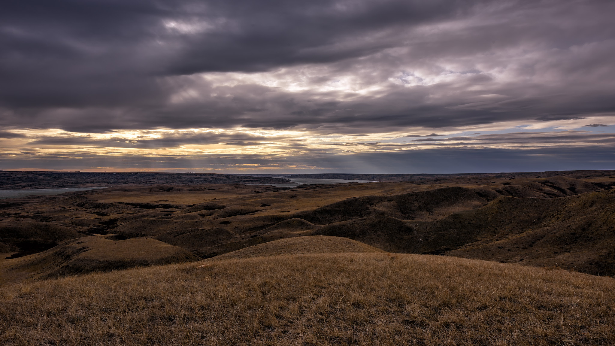 Nikon AF-S Nikkor 14-24mm F2.8G ED sample photo. Flatlander photography