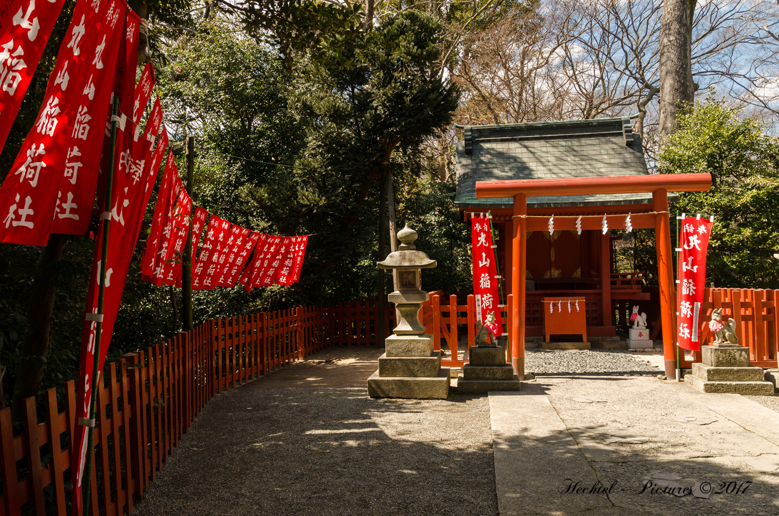 Sigma 17-70mm F2.8-4 DC Macro OS HSM sample photo. Kamakura photography