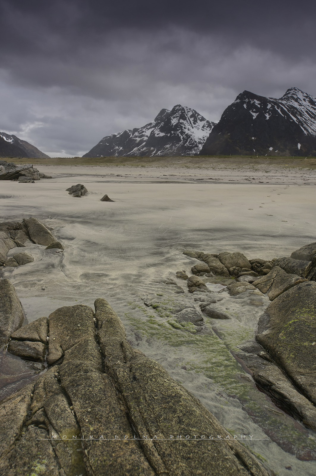 Sony Alpha NEX-6 + Sony E 18-200mm F3.5-6.3 OSS LE sample photo. Clouds over lofoten, norway photography