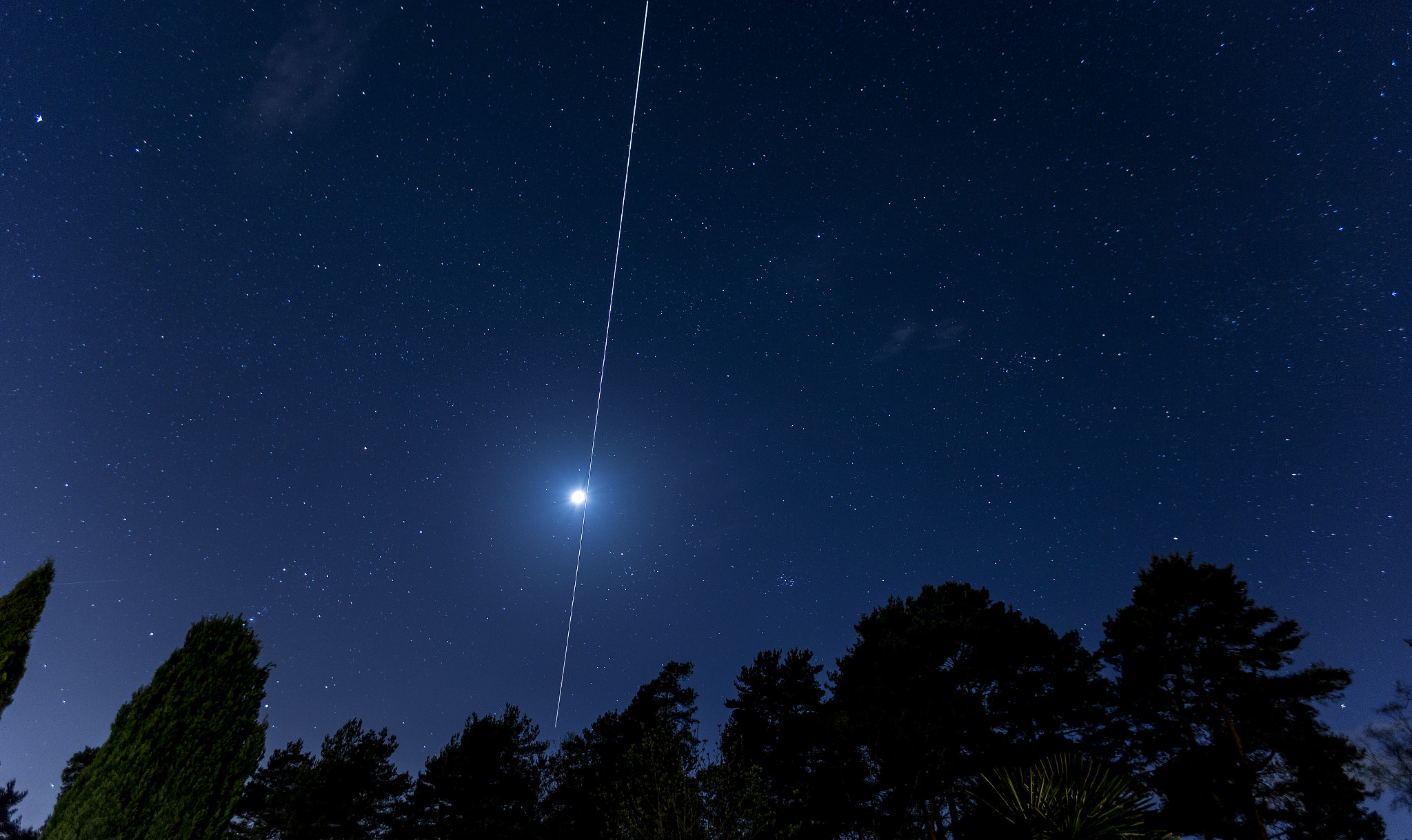 Canon EF 16-35mm F2.8L II USM sample photo. Iss april 1st photography