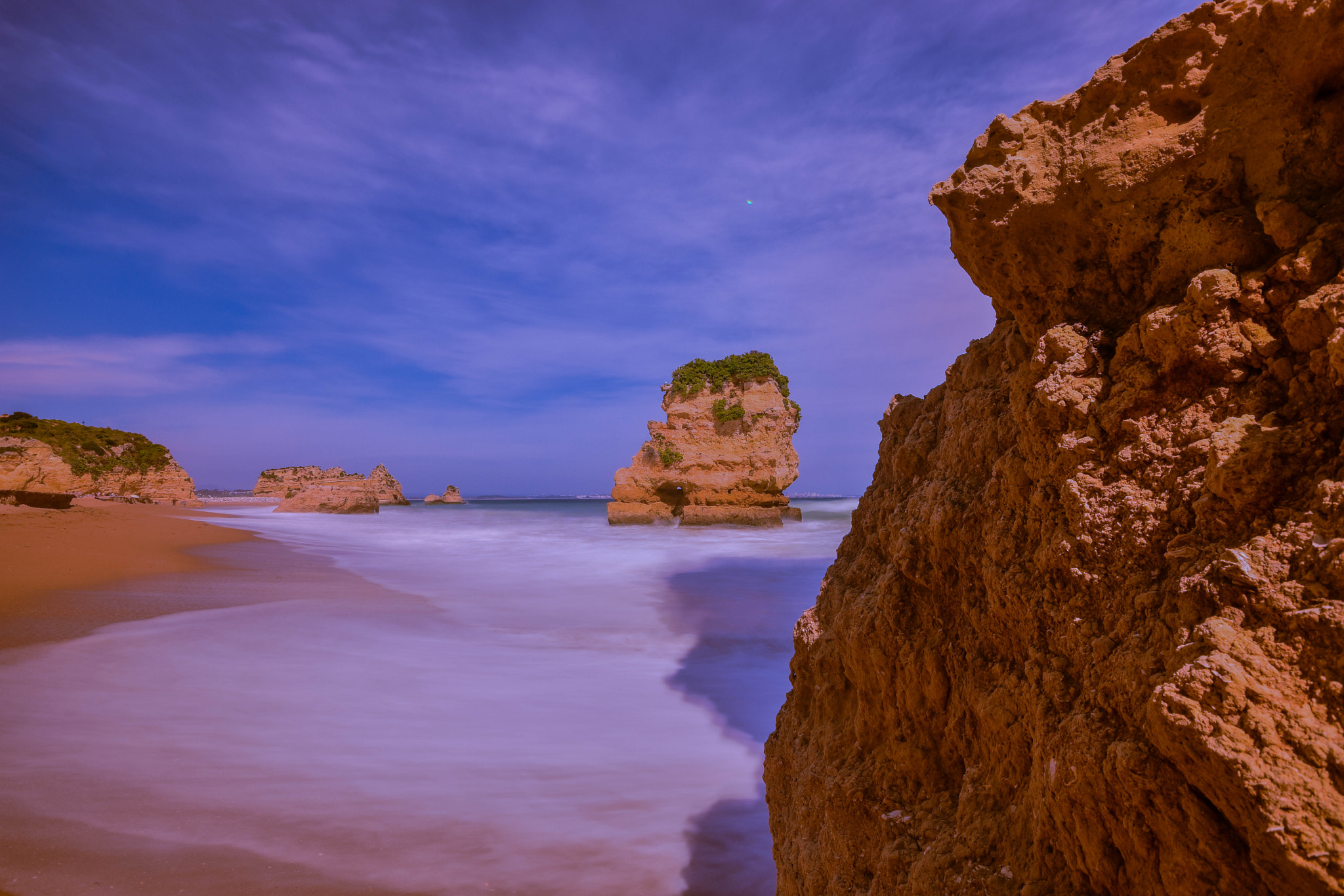 Nikon D7200 + Sigma 10-20mm F4-5.6 EX DC HSM sample photo. Sea photography