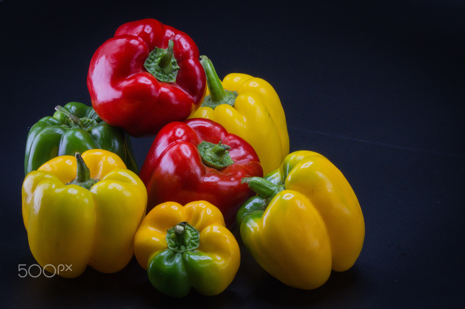Canon EOS 7D sample photo. Sill life, vegetable, colour pepper photography