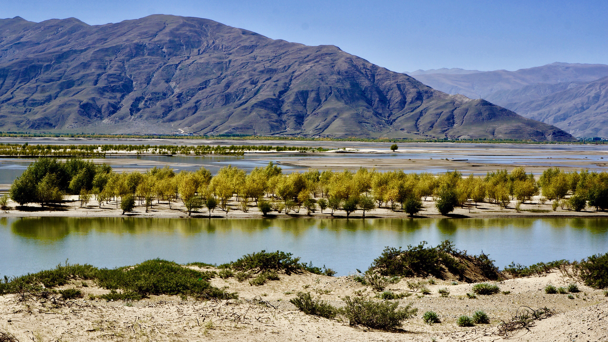 Sony FE 28-70mm F3.5-5.6 OSS sample photo. Yaluzangbu river, tibet photography