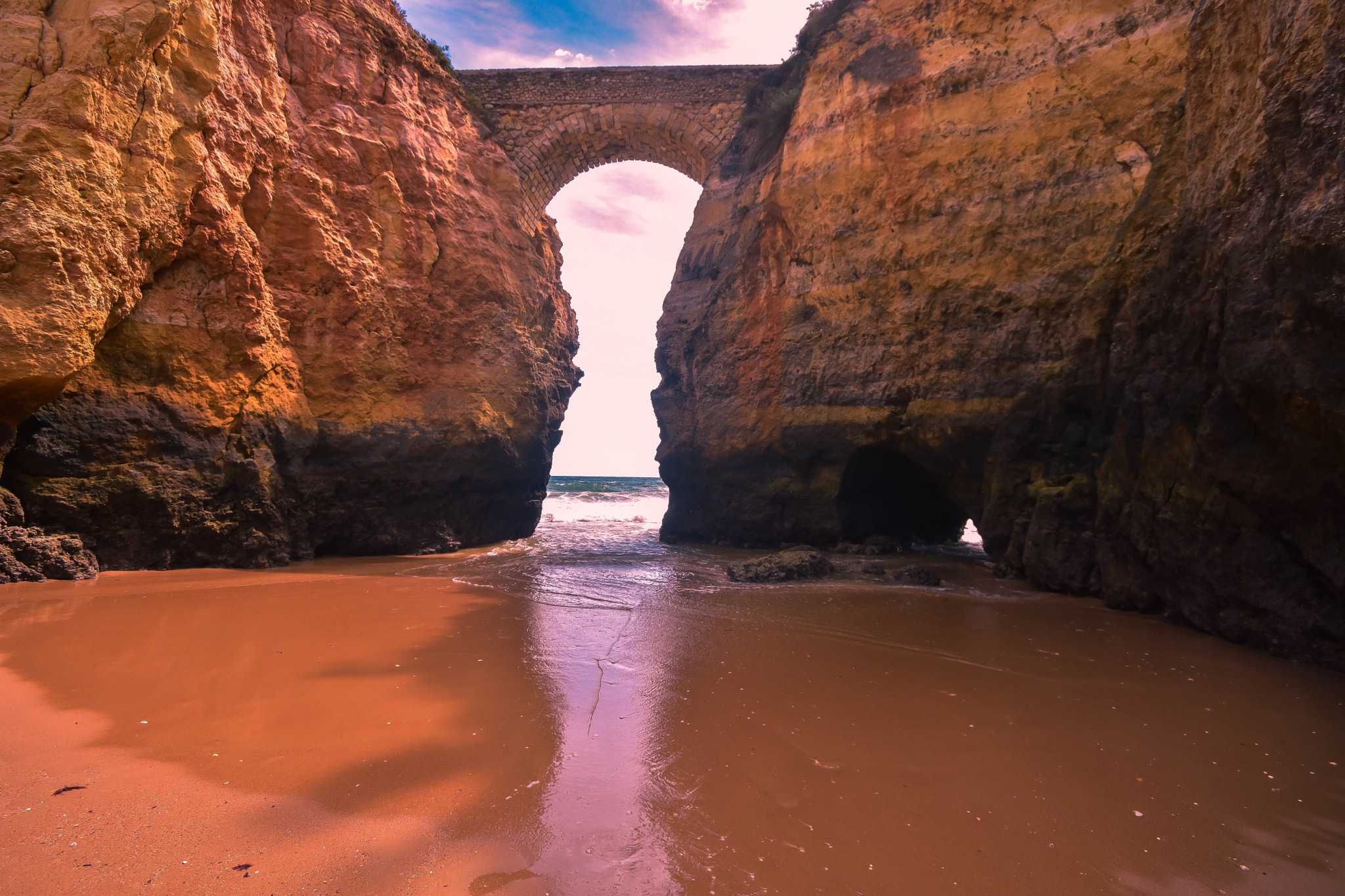 Nikon D7200 + Sigma 10-20mm F4-5.6 EX DC HSM sample photo. The bridge photography