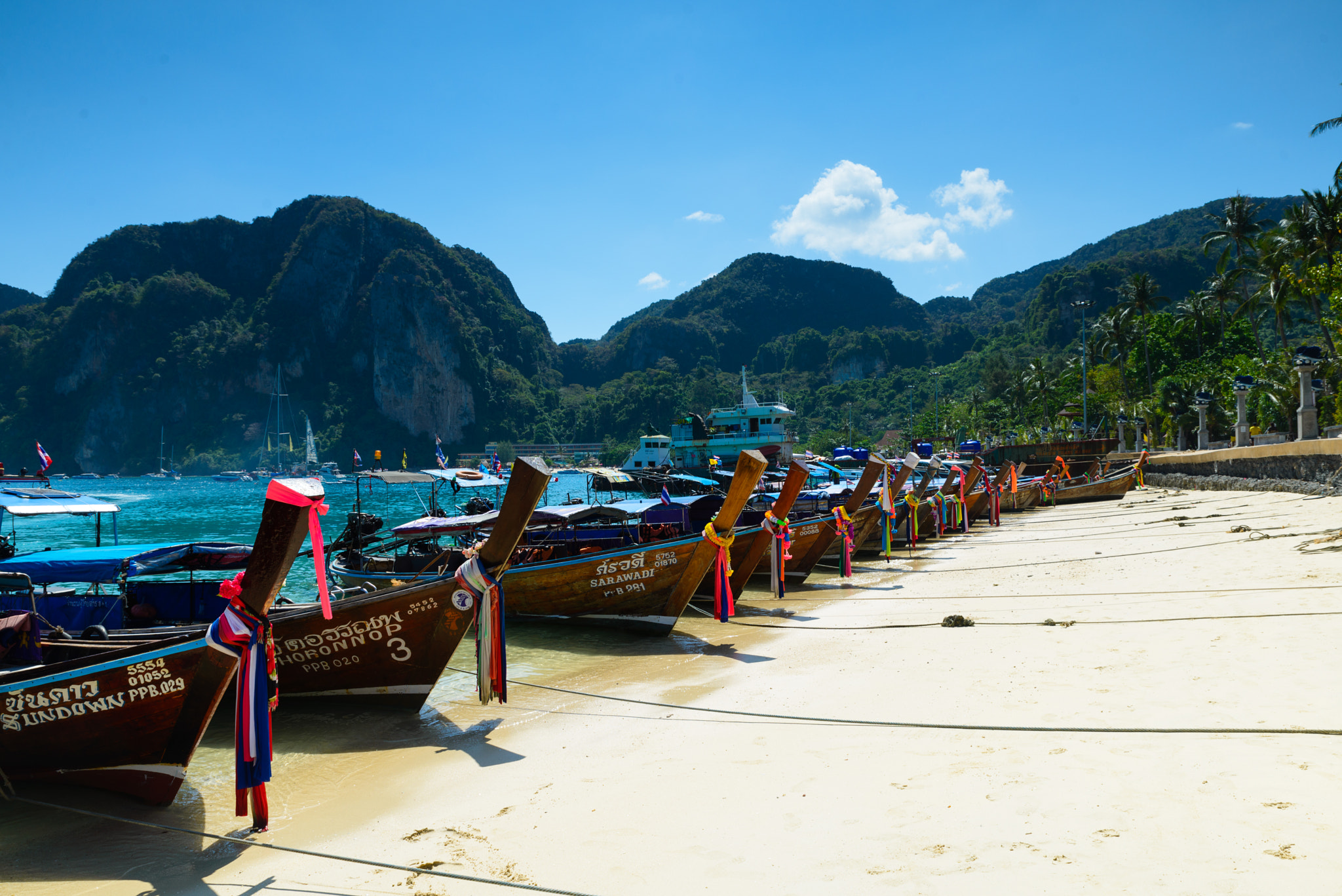 Nikon D610 sample photo. Koh phi phi boat photography