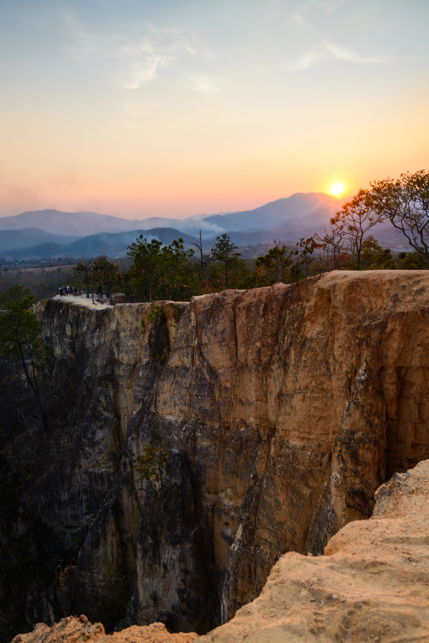 Nikon AF-S Nikkor 16-35mm F4G ED VR sample photo. Sunset on paï canyon photography