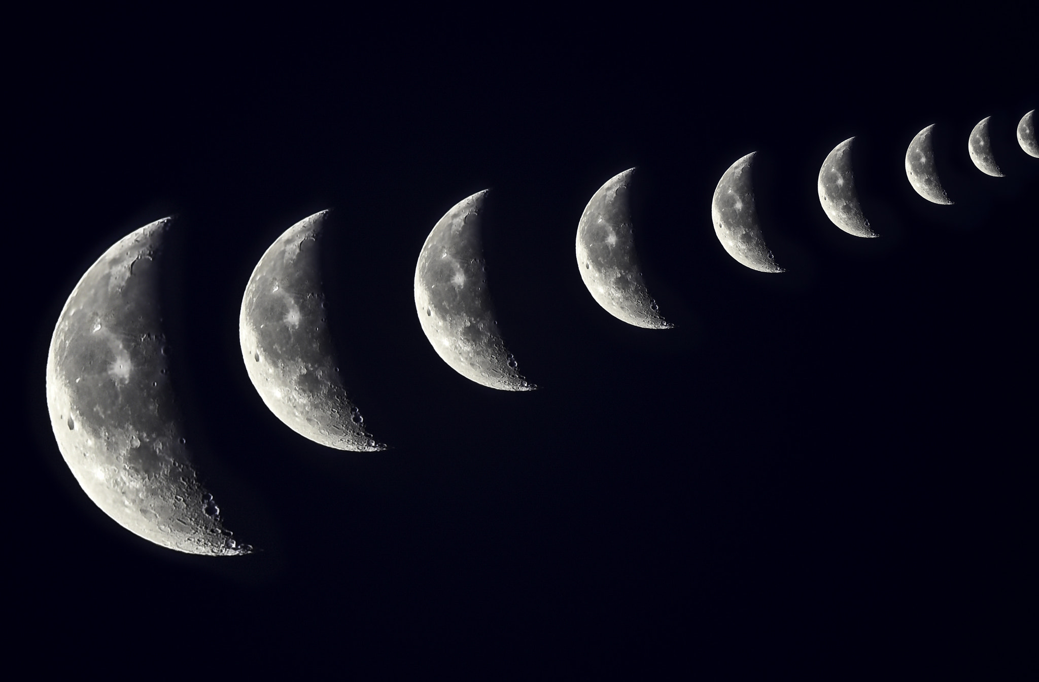Nikon AF-S Nikkor 200-500mm F5.6E ED VR sample photo. Moon photography
