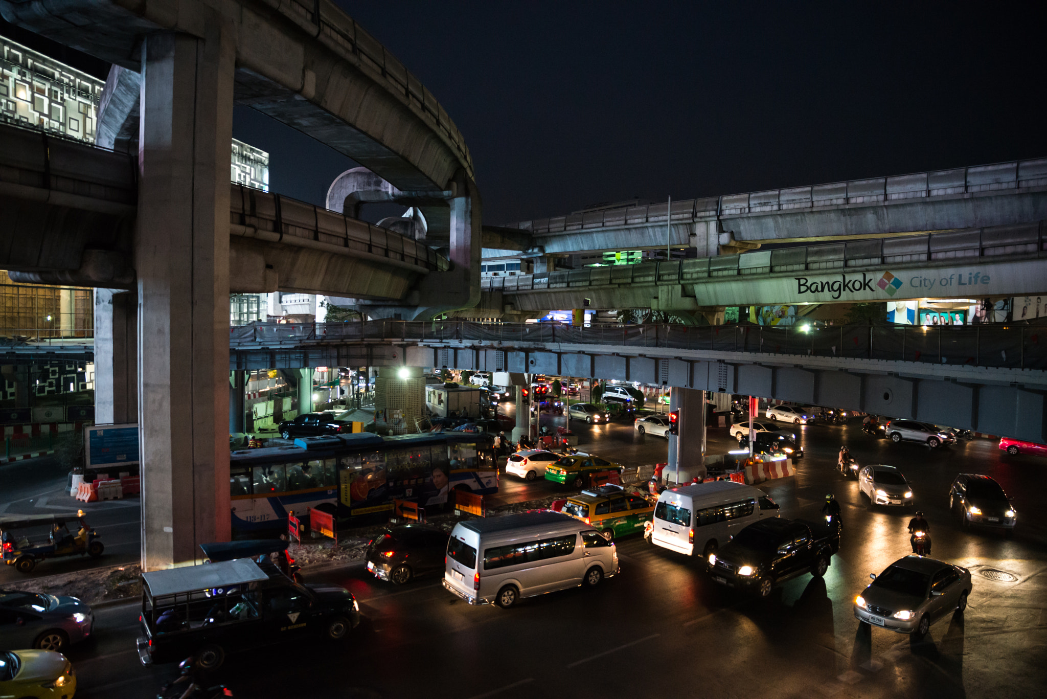 Nikon D610 sample photo. Train photography